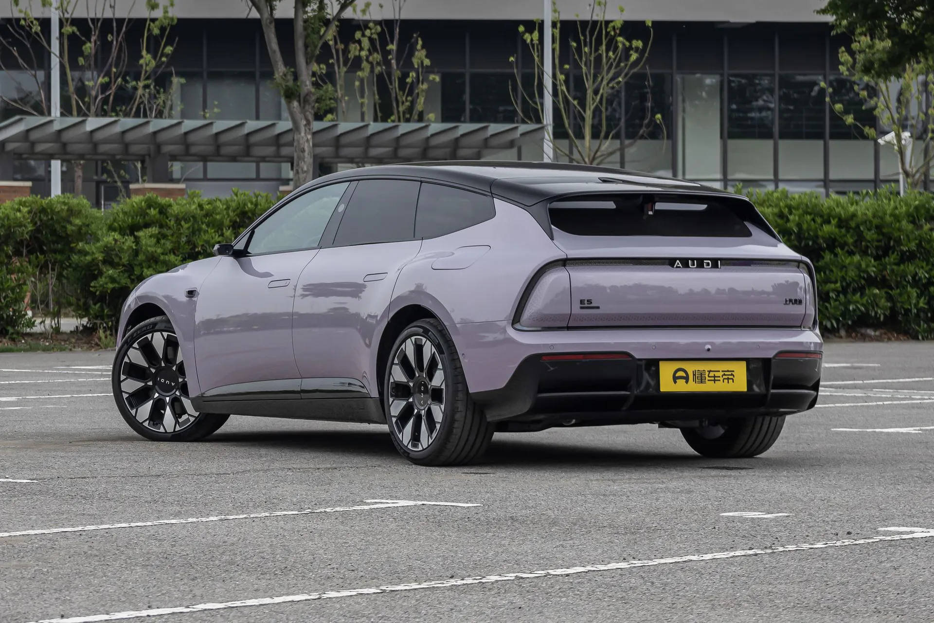  E5 Sportback Flagship quattro