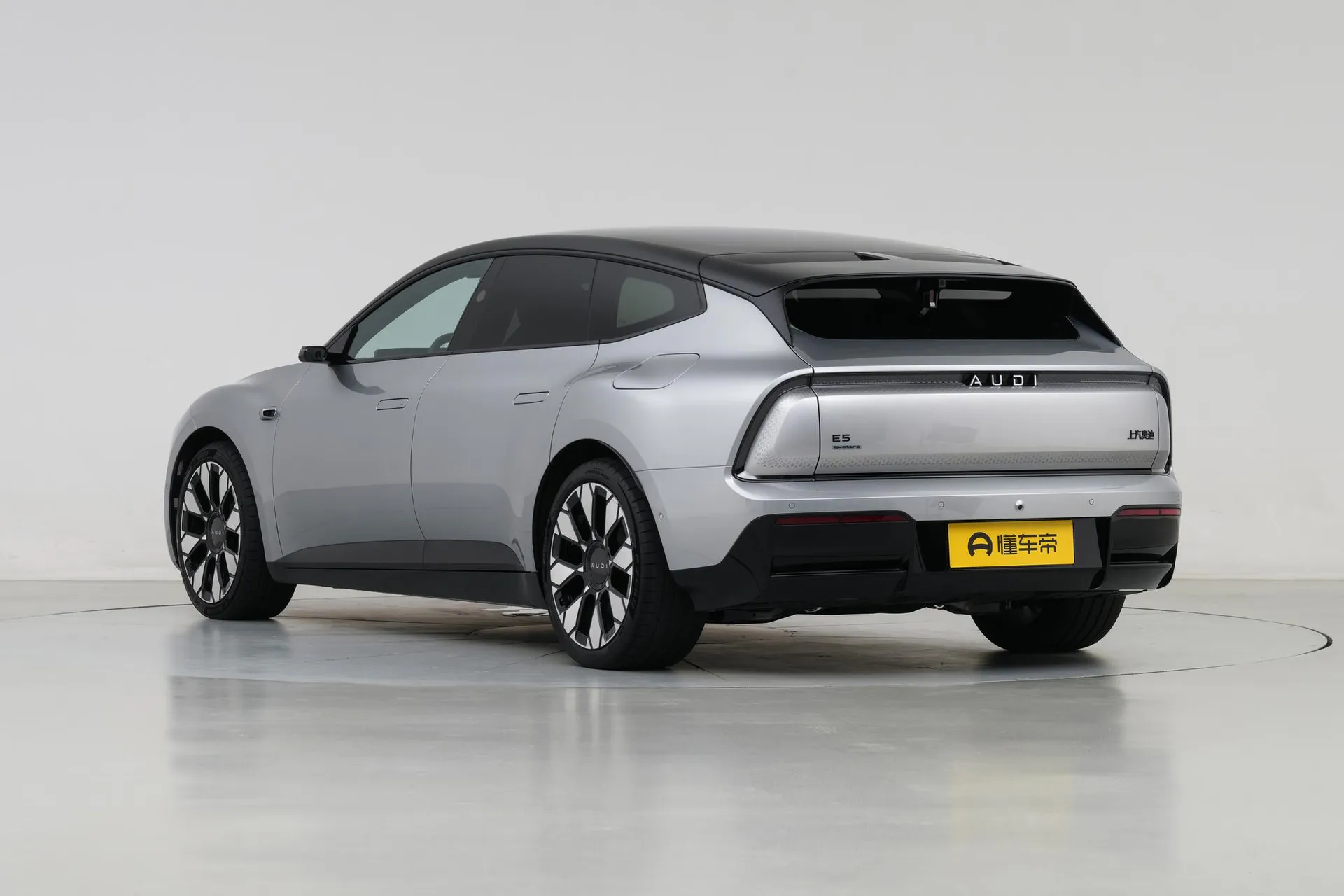  E5 Sportback Flagship quattro