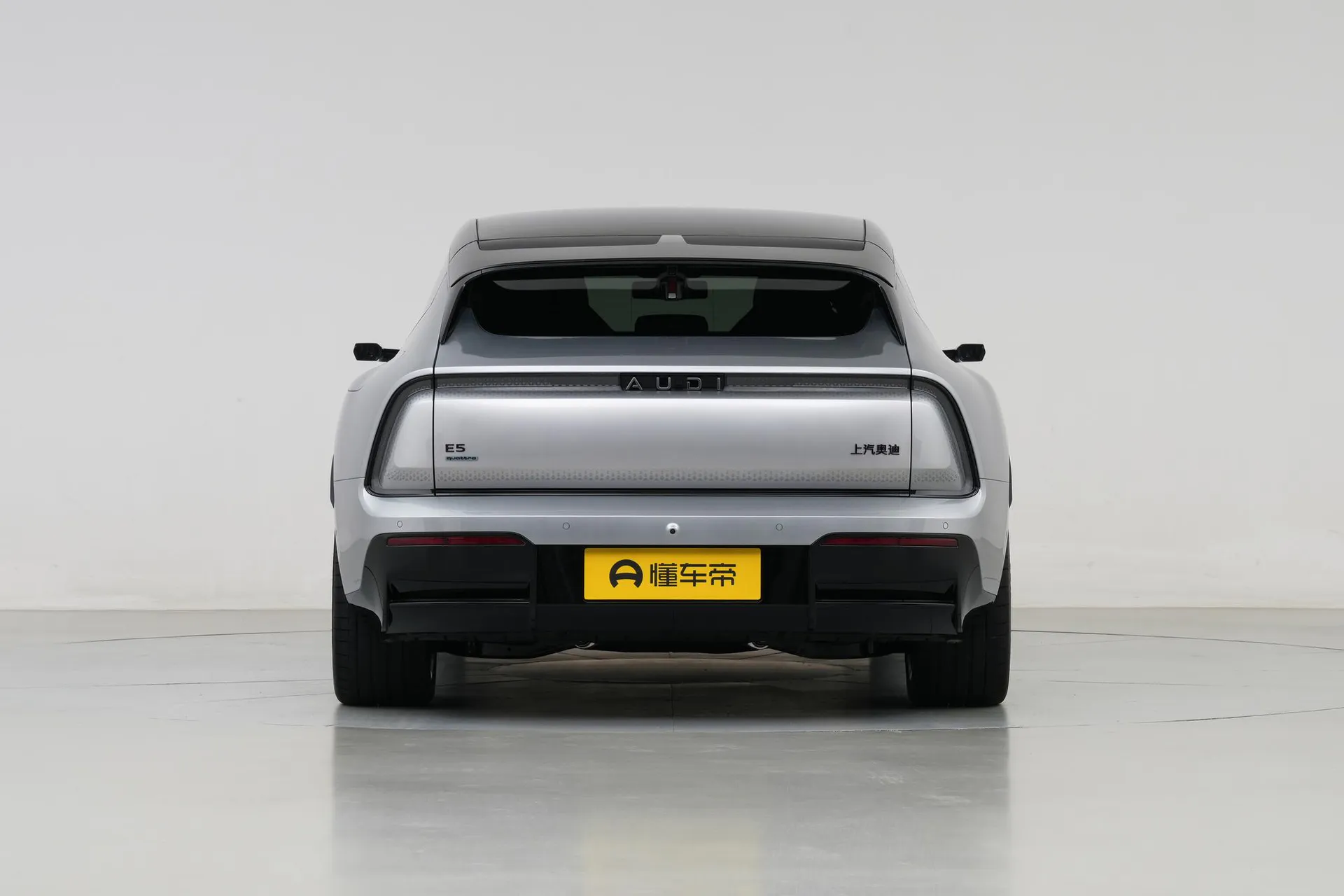  E5 Sportback Flagship quattro