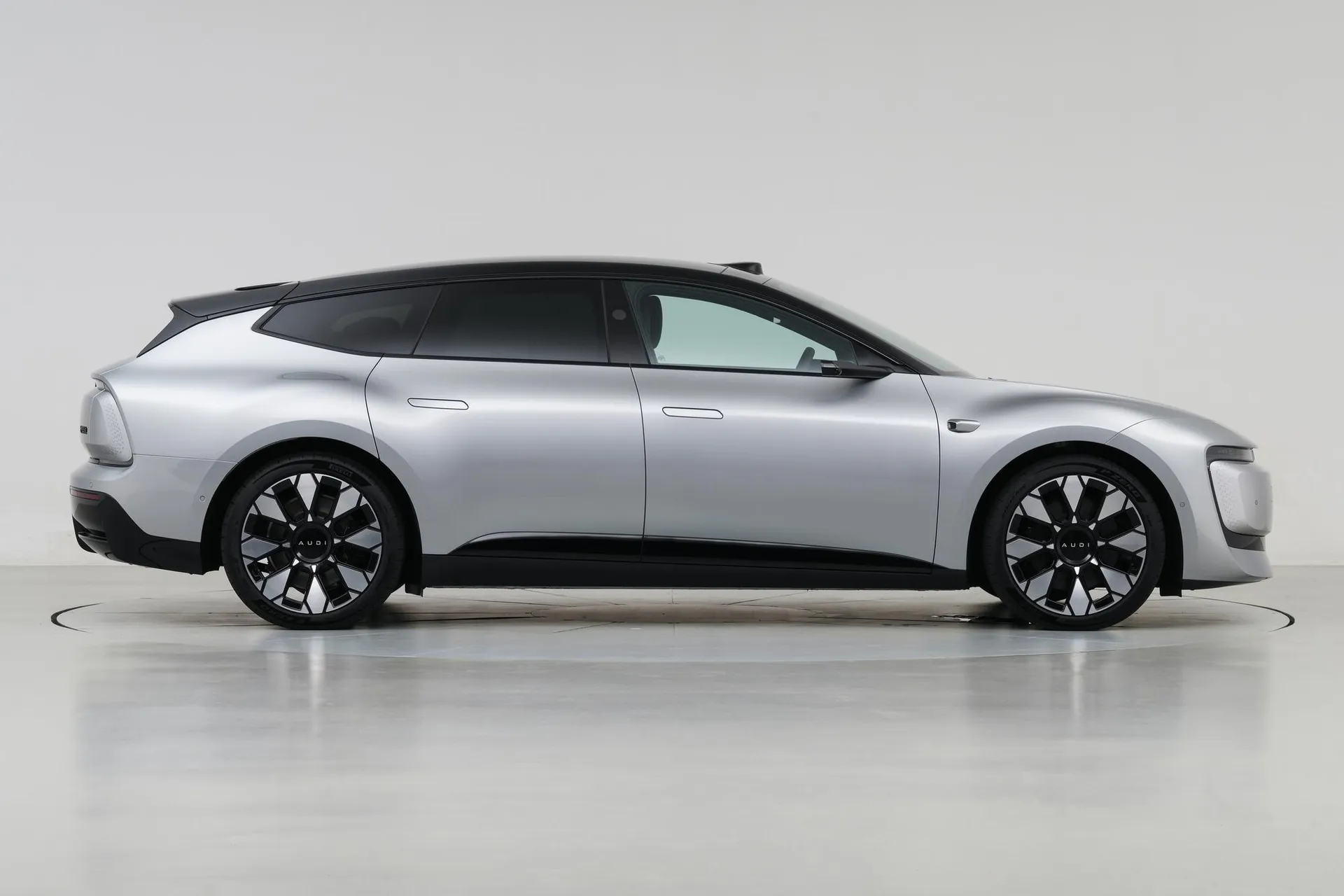  E5 Sportback Flagship quattro