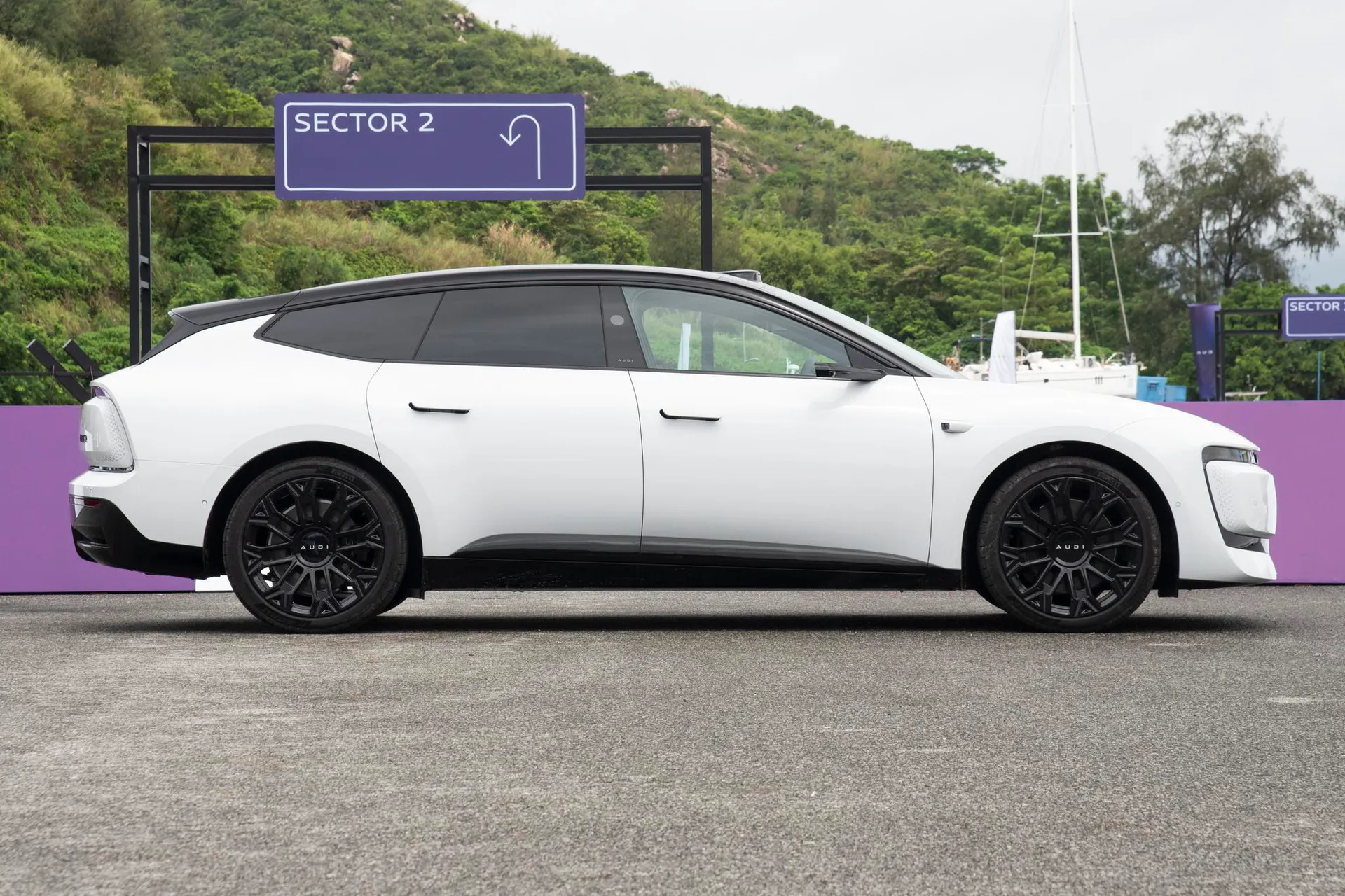  E5 Sportback Flagship quattro