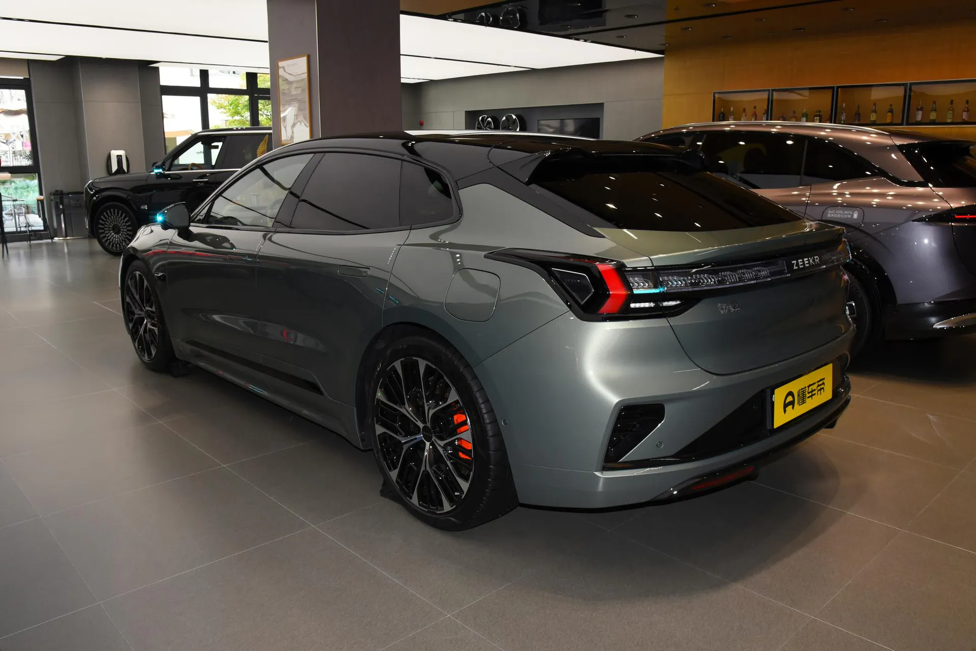  001 Ultra+ 103kWh AWD
