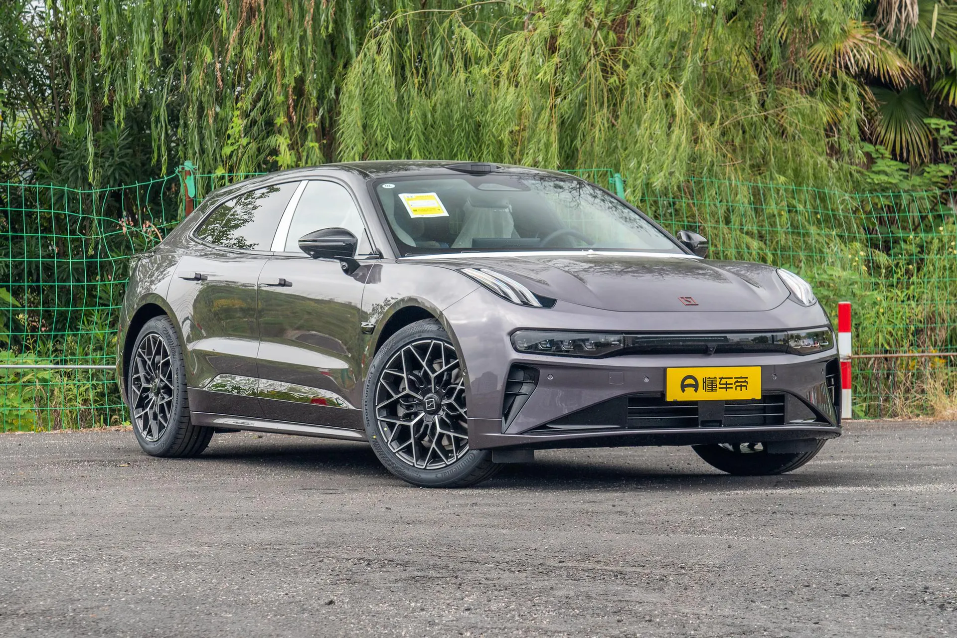  001 Ultra+ 103kWh AWD