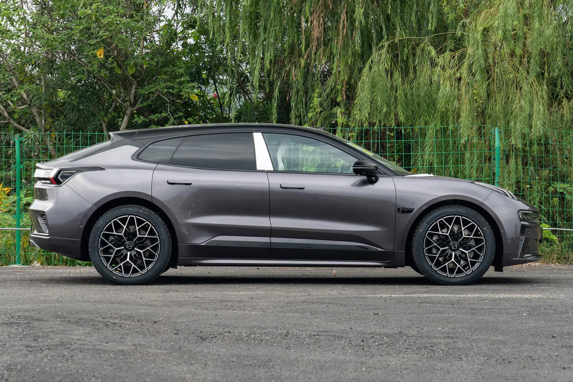  001 Ultra+ 103kWh AWD