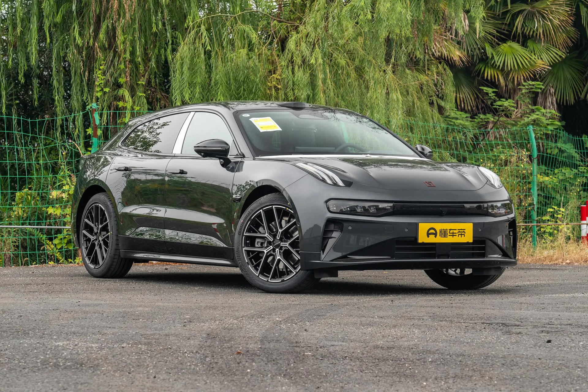  001 Ultra+ 103kWh AWD