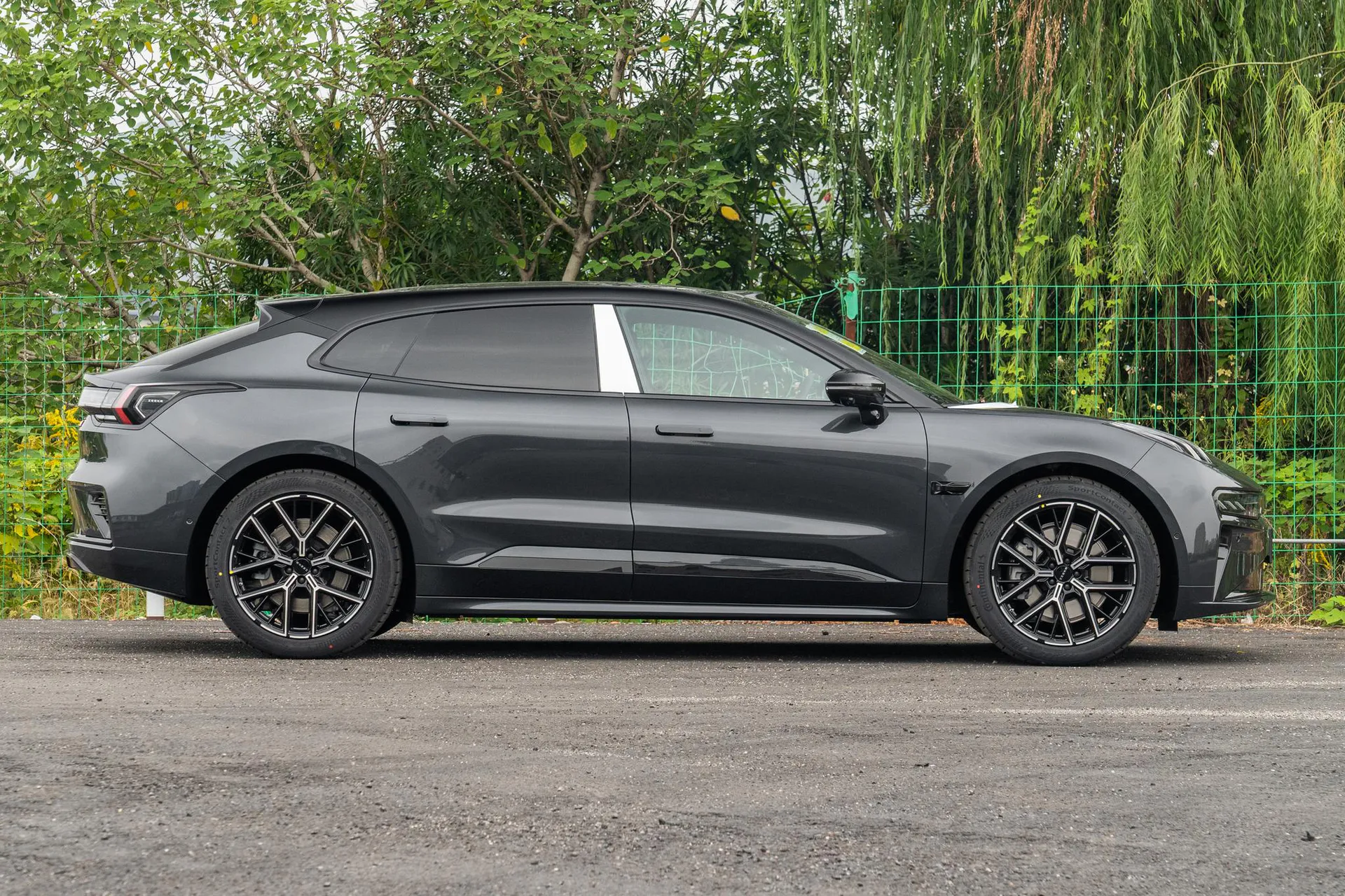  001 Ultra+ 103kWh AWD