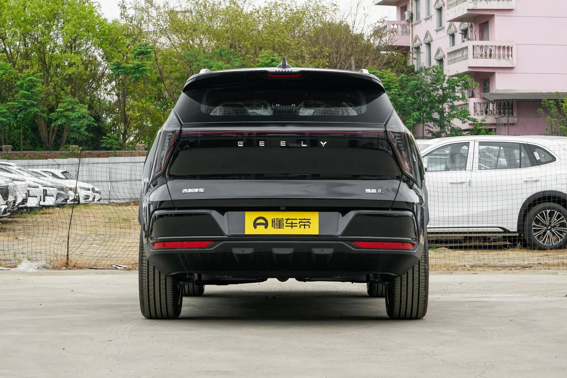 Boyue L 4th Gen 1.5TD DCT Mountains and Rivers