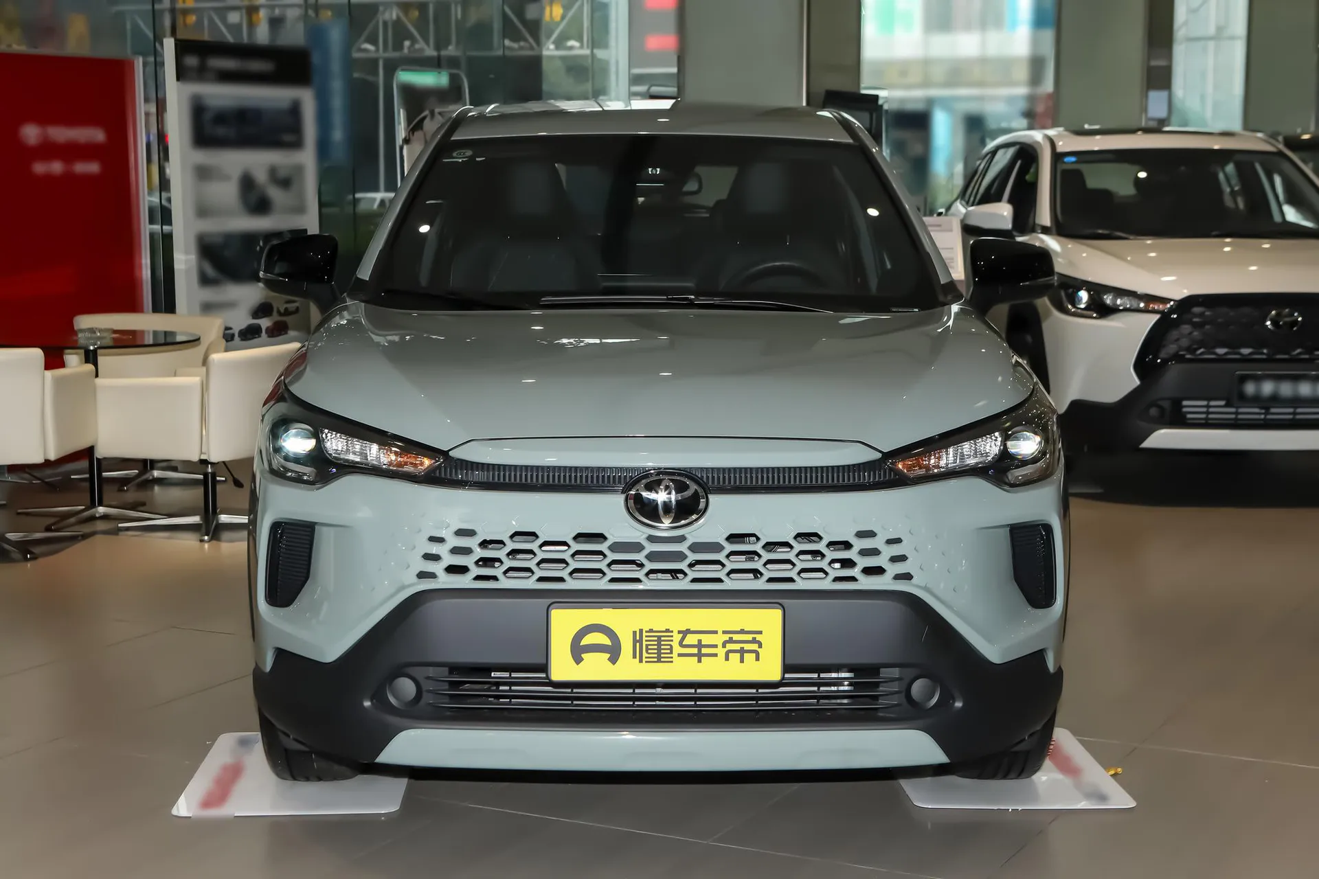  Corolla Regal 2.0L CVT Pioneer