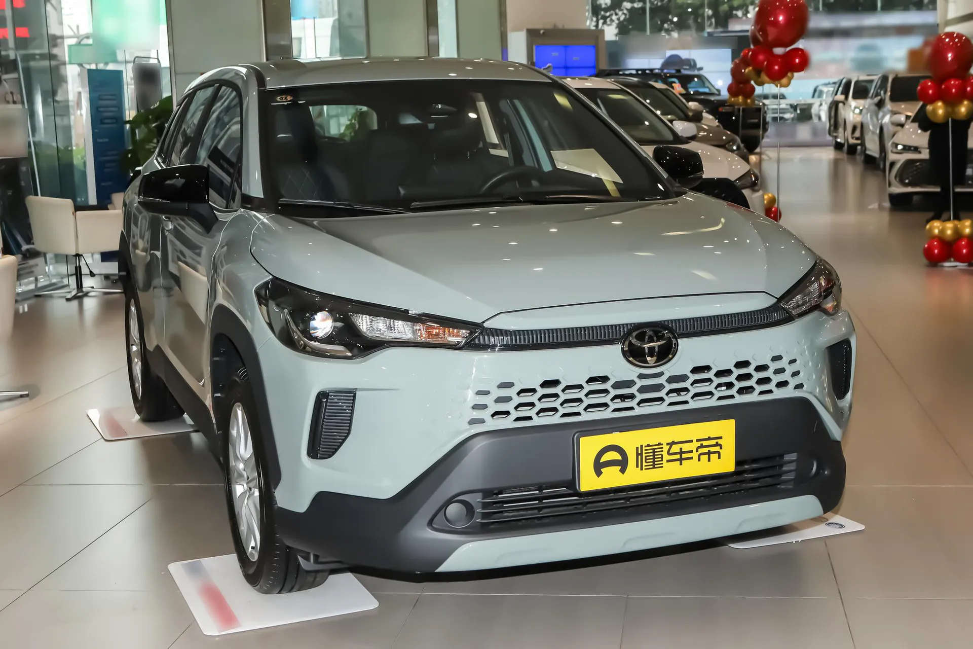  Corolla Regal 2.0L CVT Pioneer