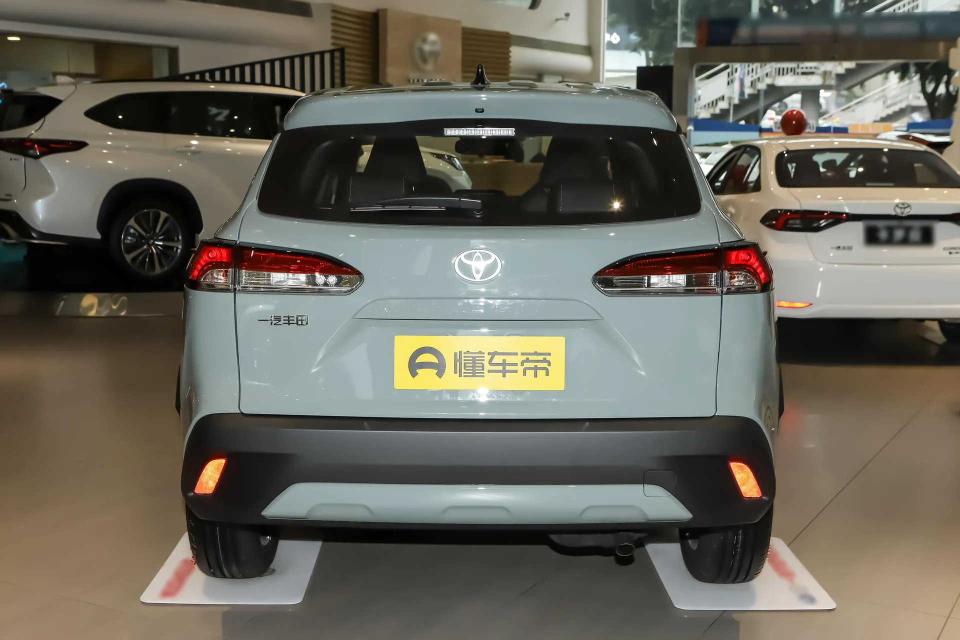  Corolla Regal 2.0L CVT Pioneer