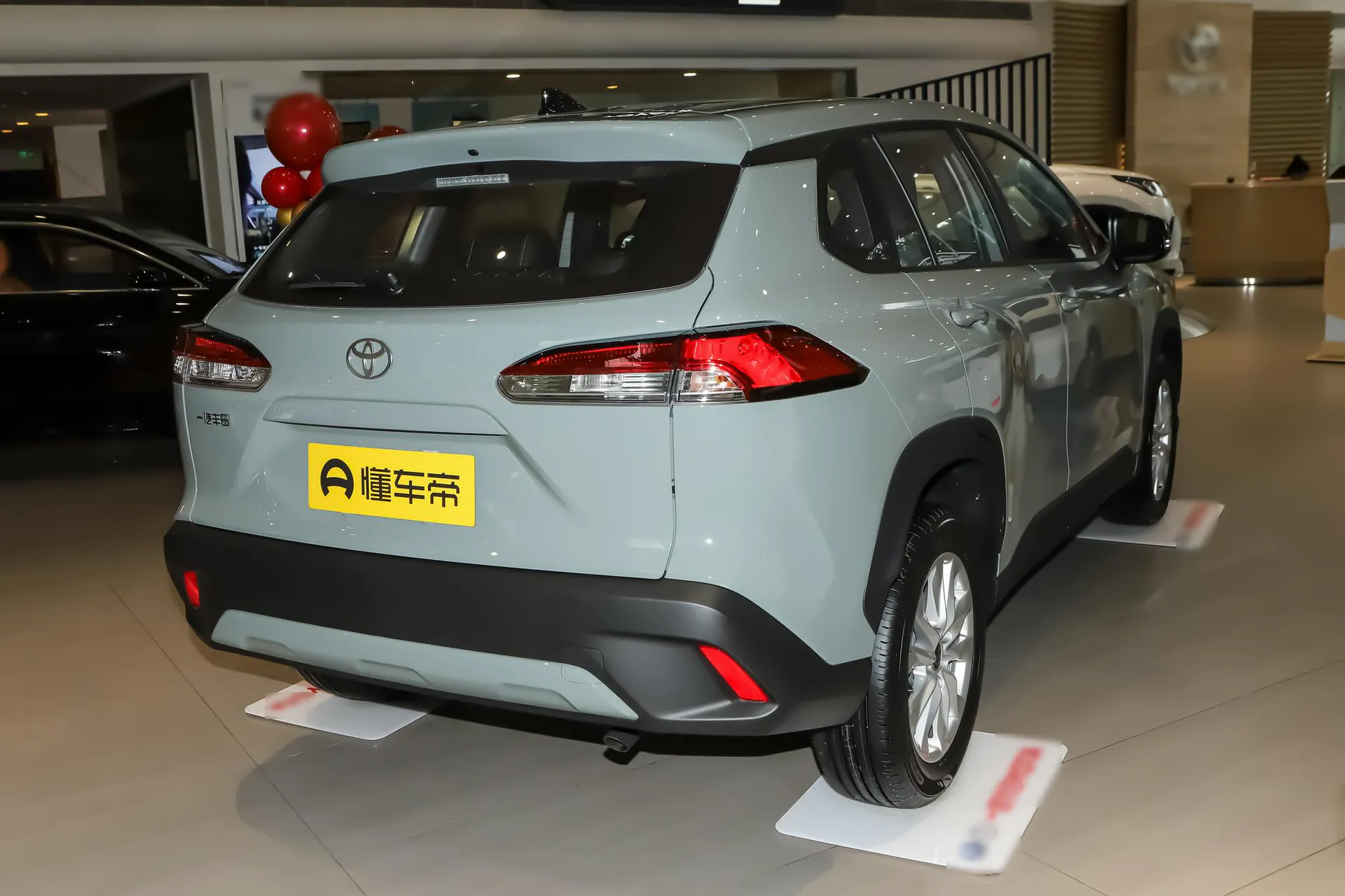  Corolla Regal 2.0L CVT Pioneer
