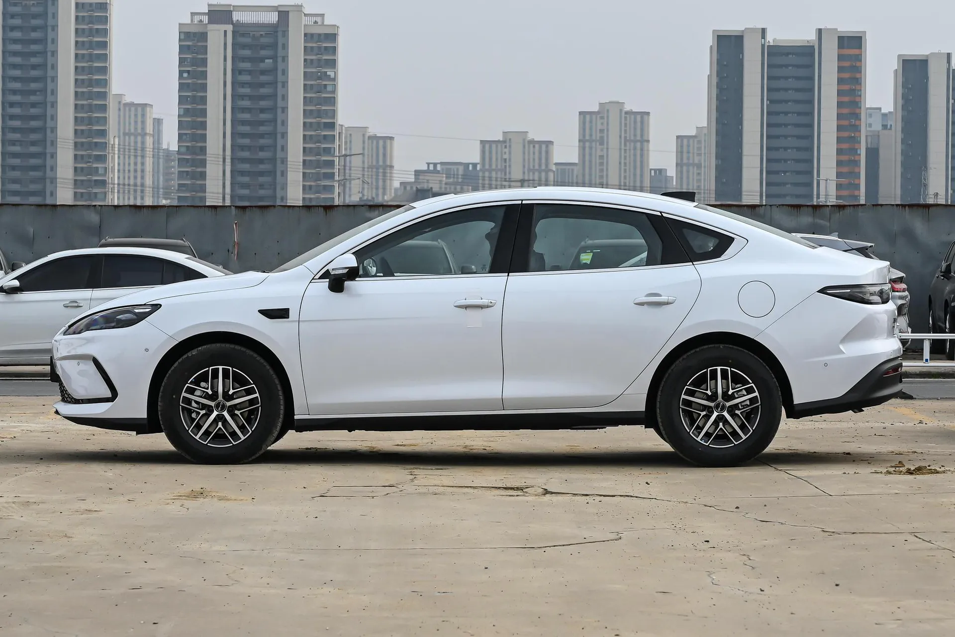  Seal 05 DM Smart Driving DM-i 120 KM Flagship