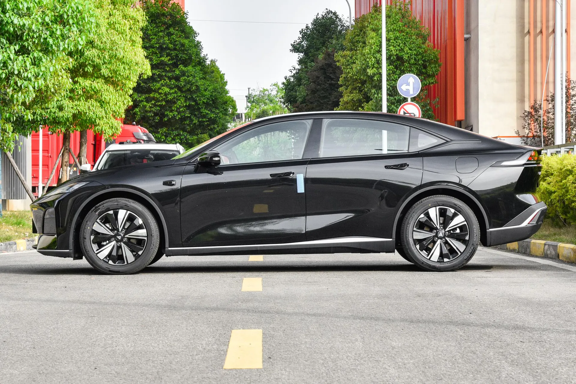 SL03 Facelift 140