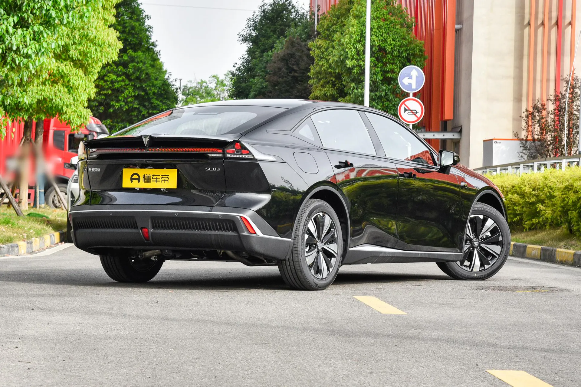  SL03 Facelift 140