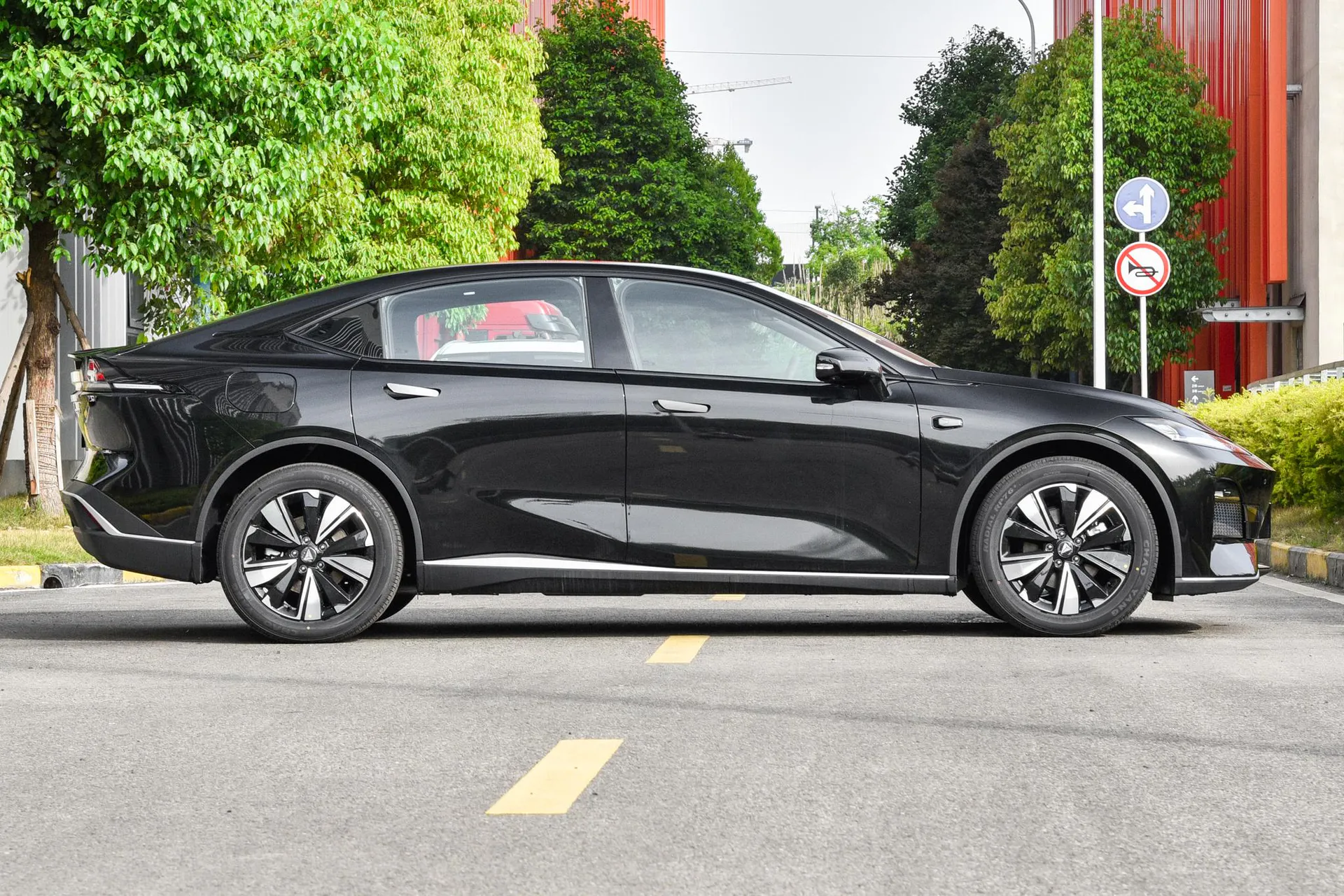  SL03 Facelift 140
