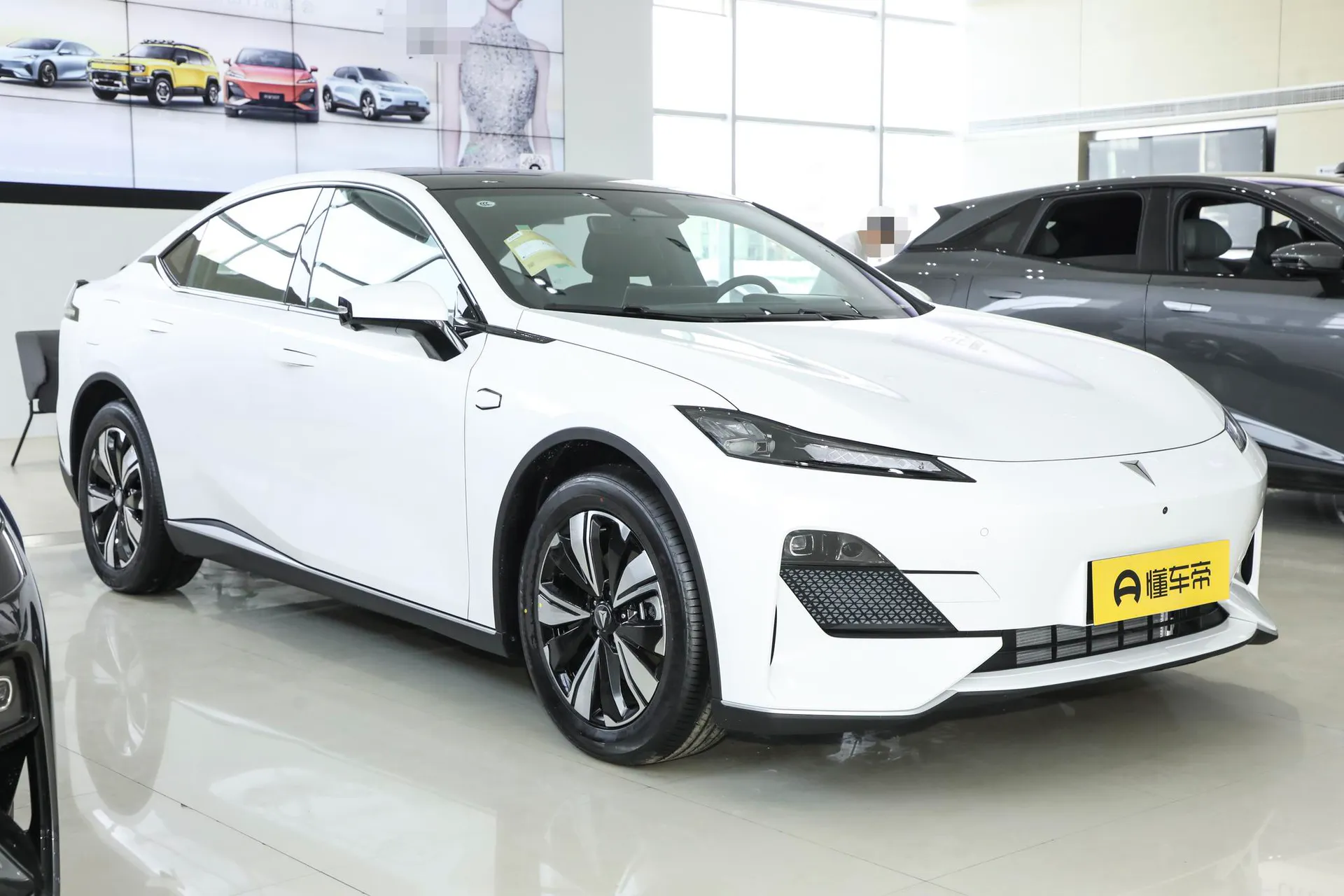  SL03 Facelift 140