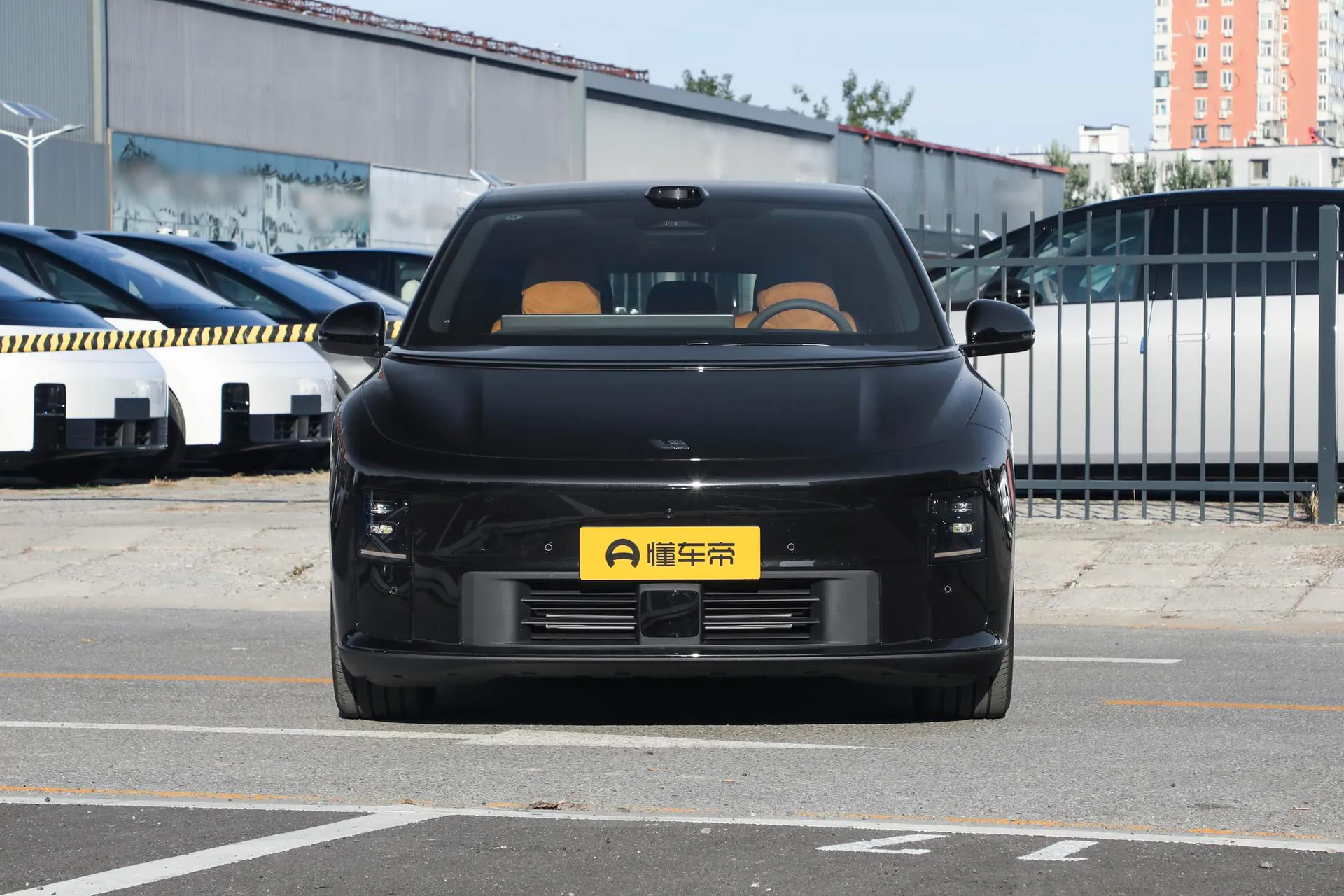  i6 AWD Standard
