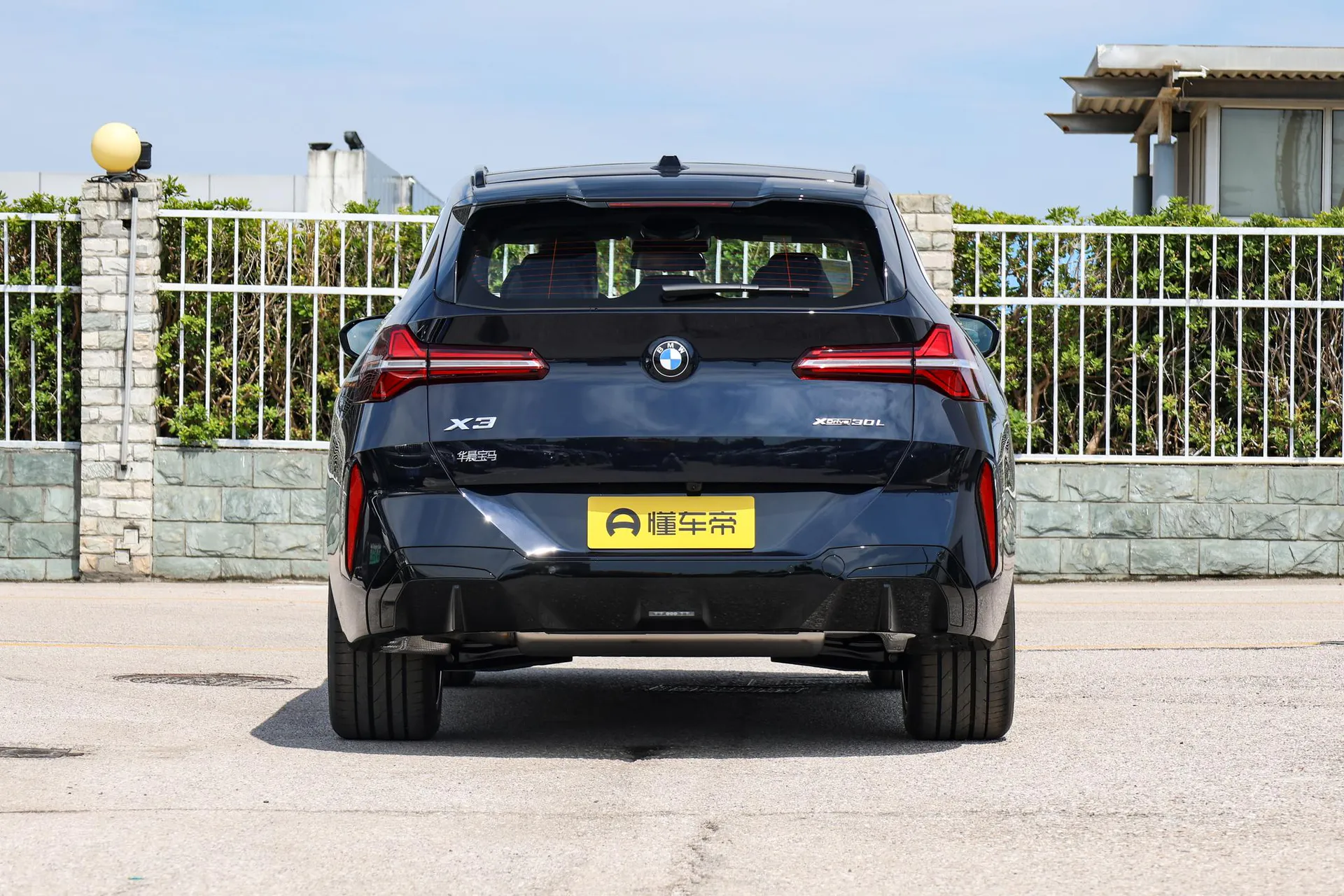  X3 xDrive 30 L Leading M Sport Night Package