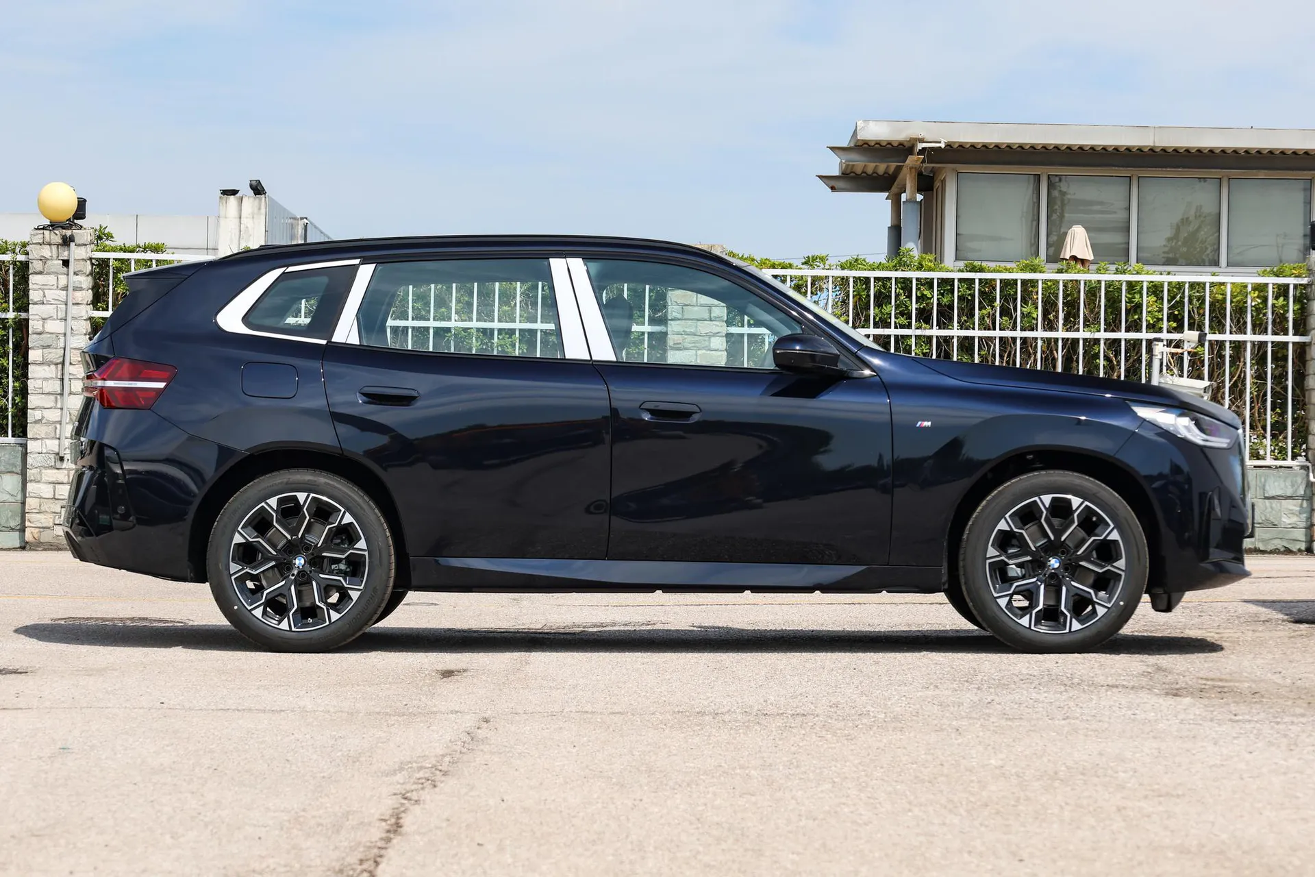  X3 xDrive 30 L Leading M Sport Night Package