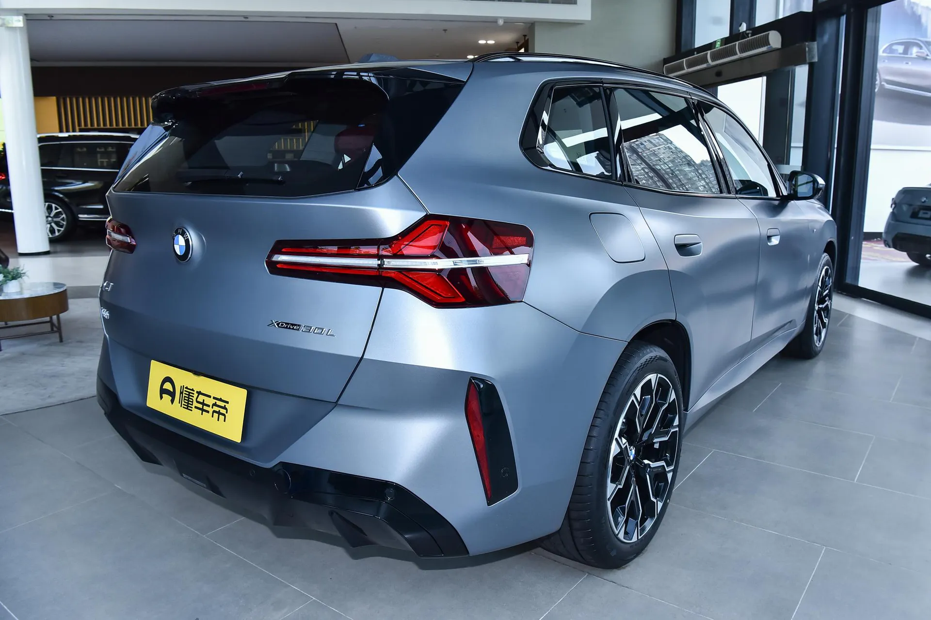  X3 xDrive 30 L Leading M Sport Night Package