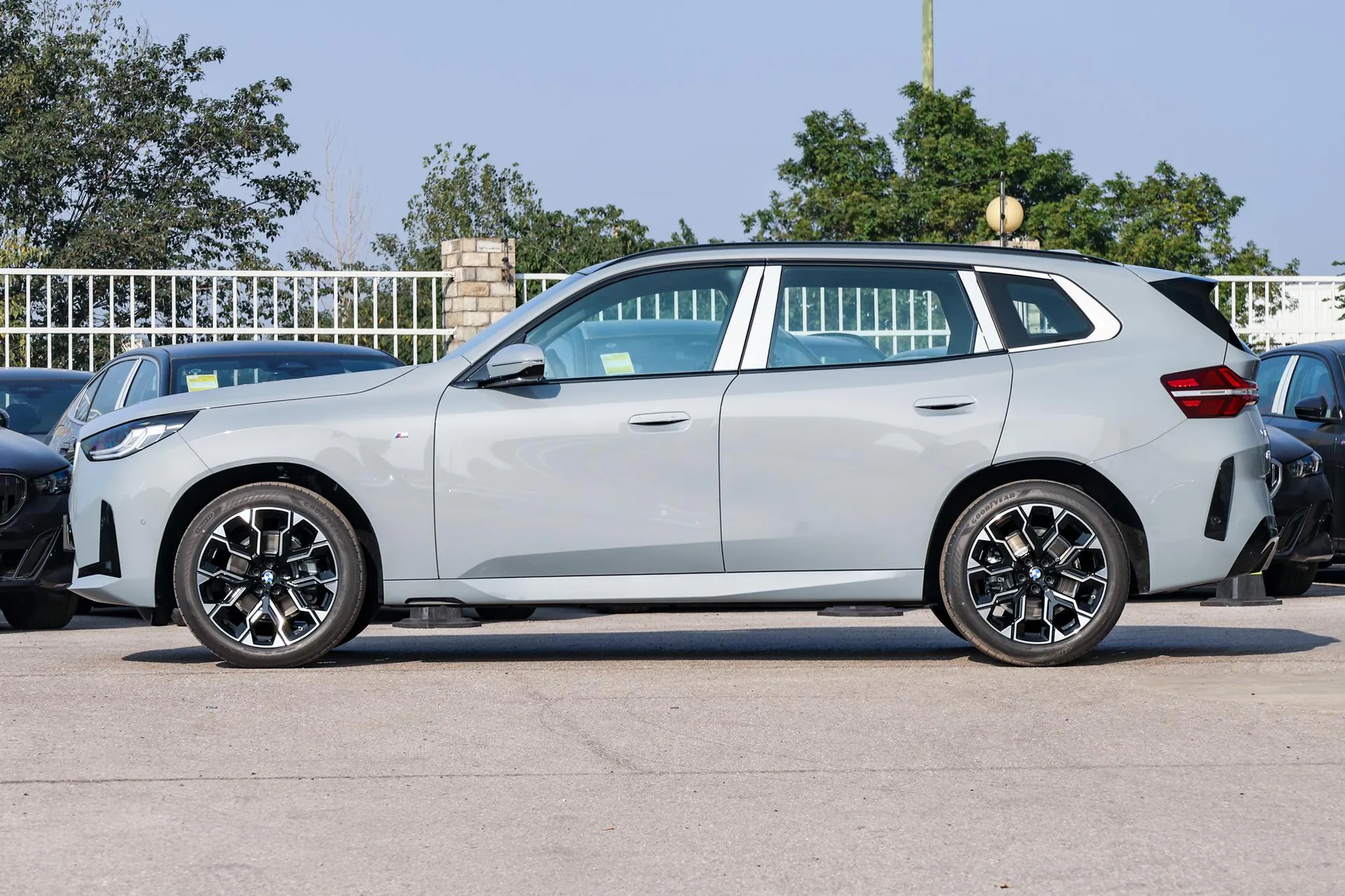  X3 xDrive 30 L Leading M Sport Night Package