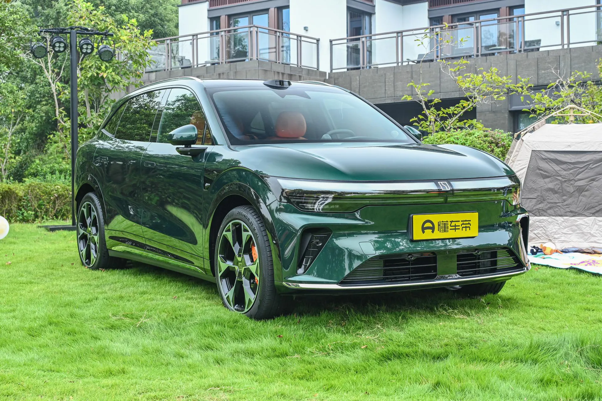  7X 103kWh AWD Ultra