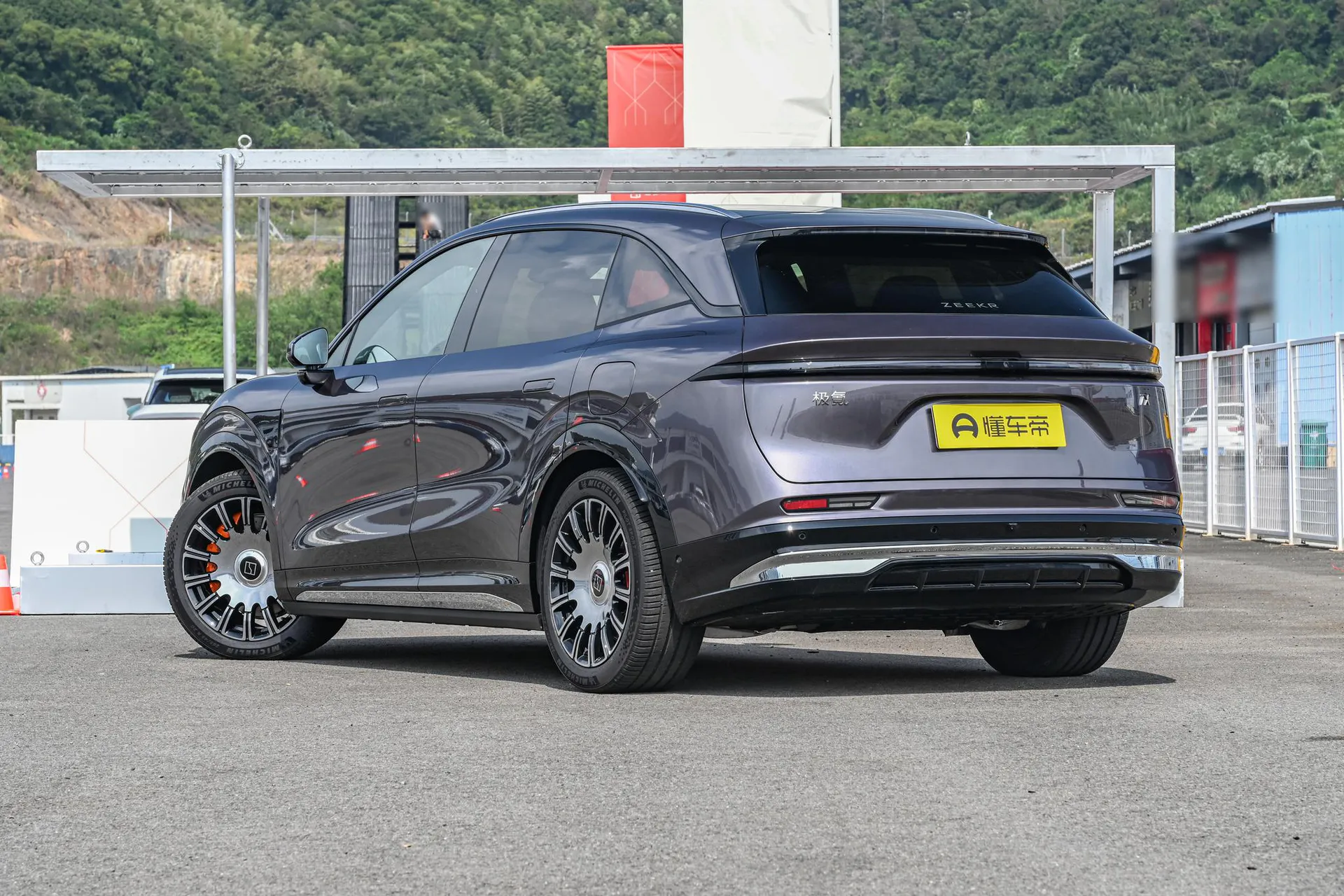  7X 103kWh AWD Ultra