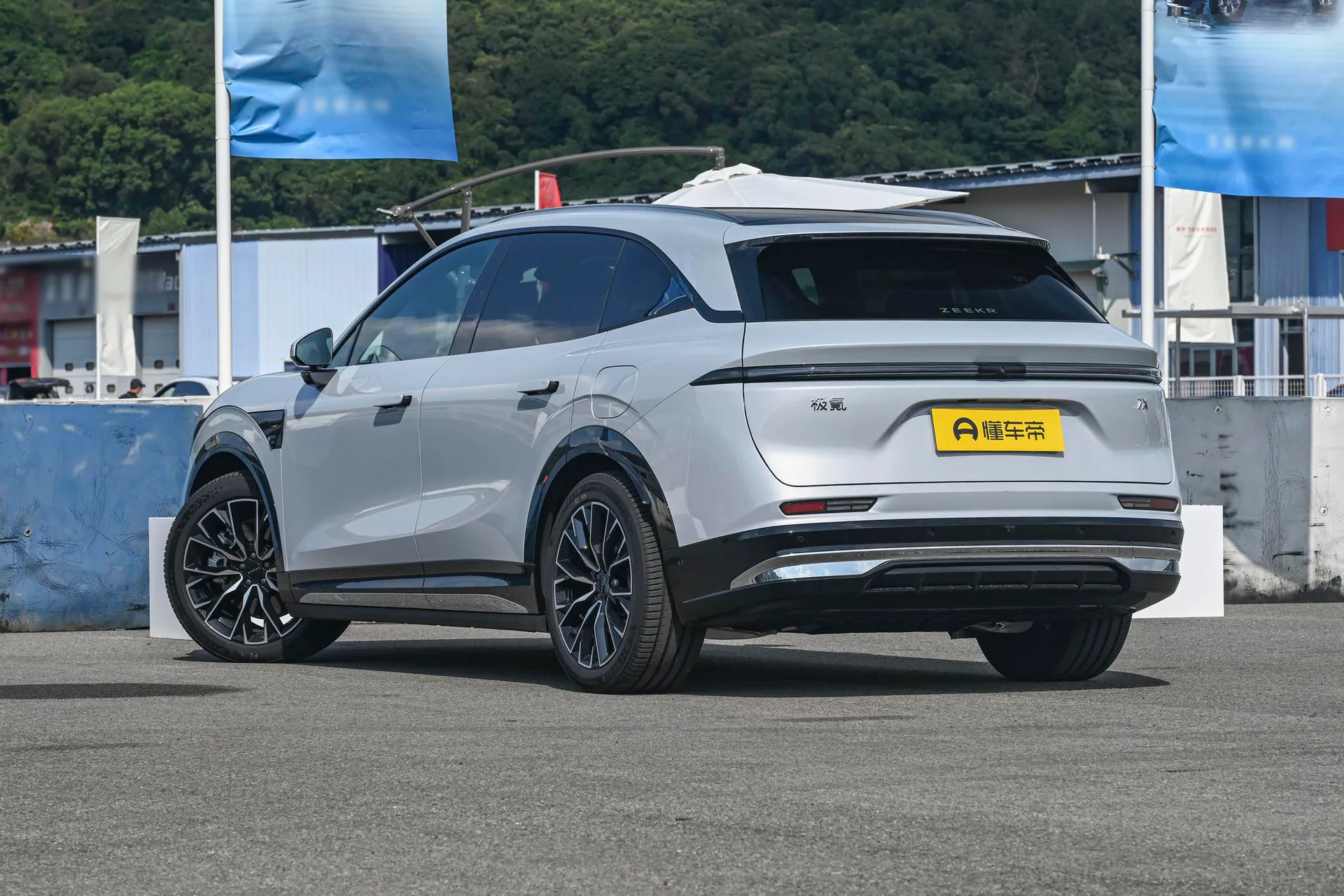 7X 103kWh AWD Ultra