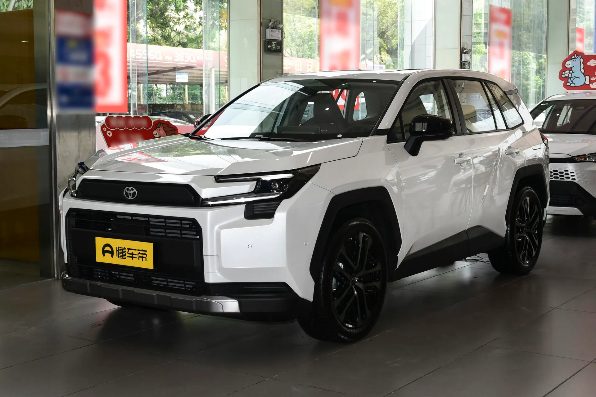  RAV4 Dual Engine 2.5L AWD Flagship