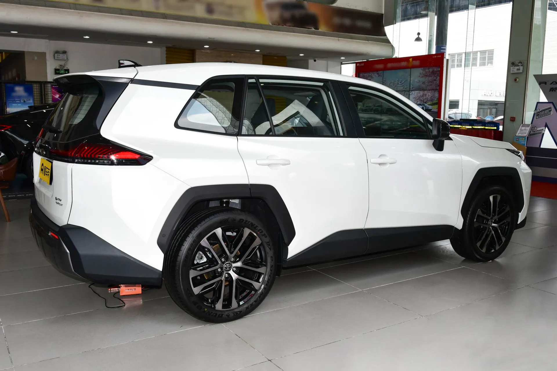  RAV4 Dual Engine 2.5L AWD Flagship