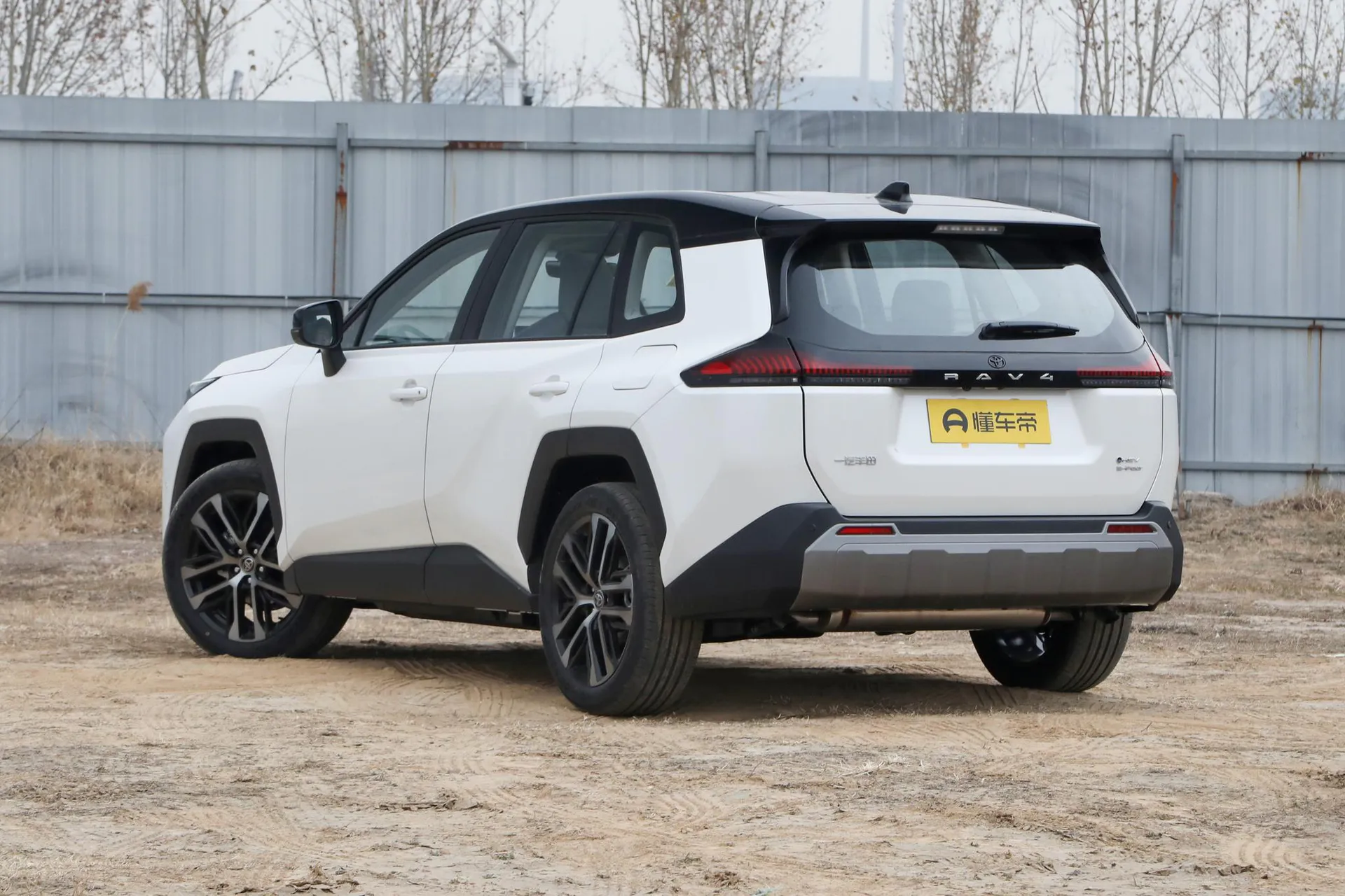  RAV4 Dual Engine 2.5L AWD Flagship