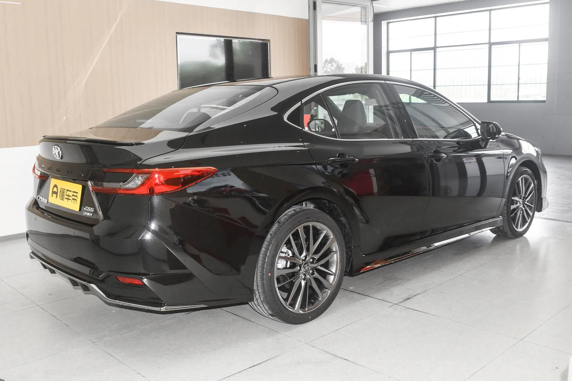  Camry Hybrid 2.5HXS Sport PLUS