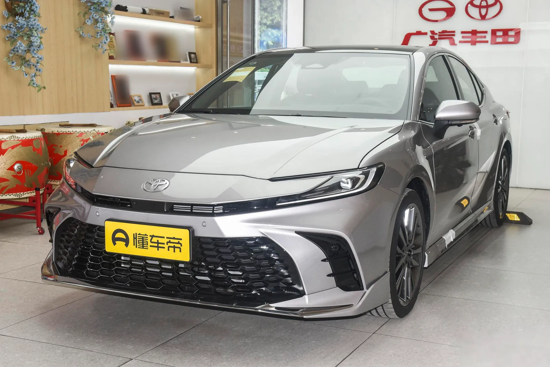  Camry Hybrid 2.5HXS Sport PLUS