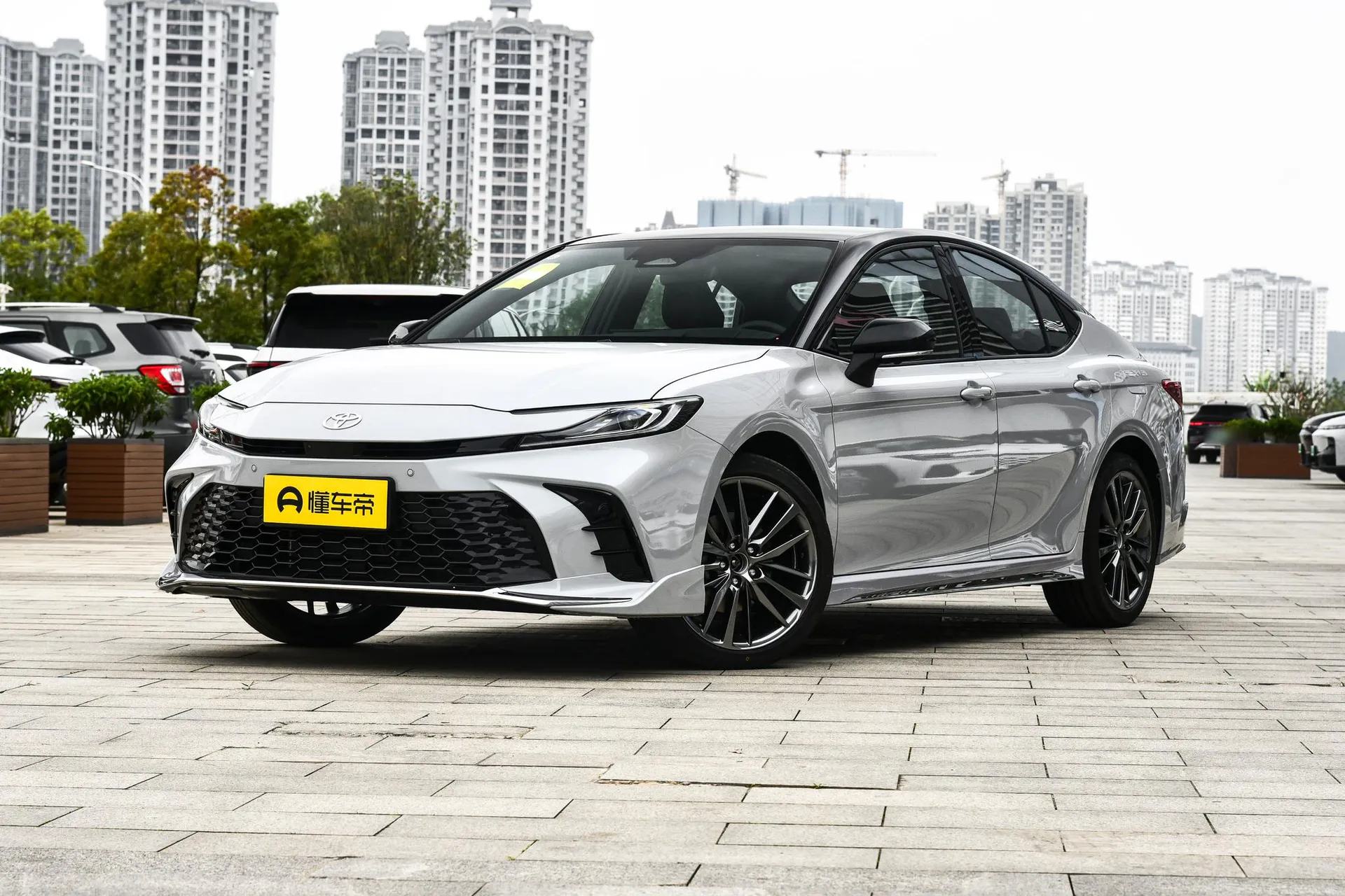  Camry Hybrid 2.5HXS Sport PLUS