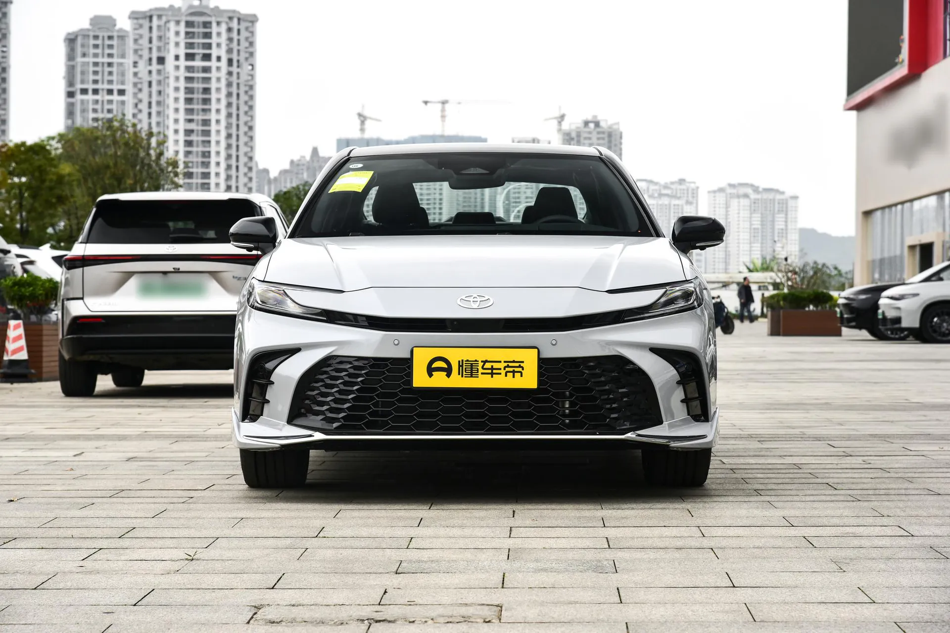  Camry Hybrid 2.5HXS Sport PLUS