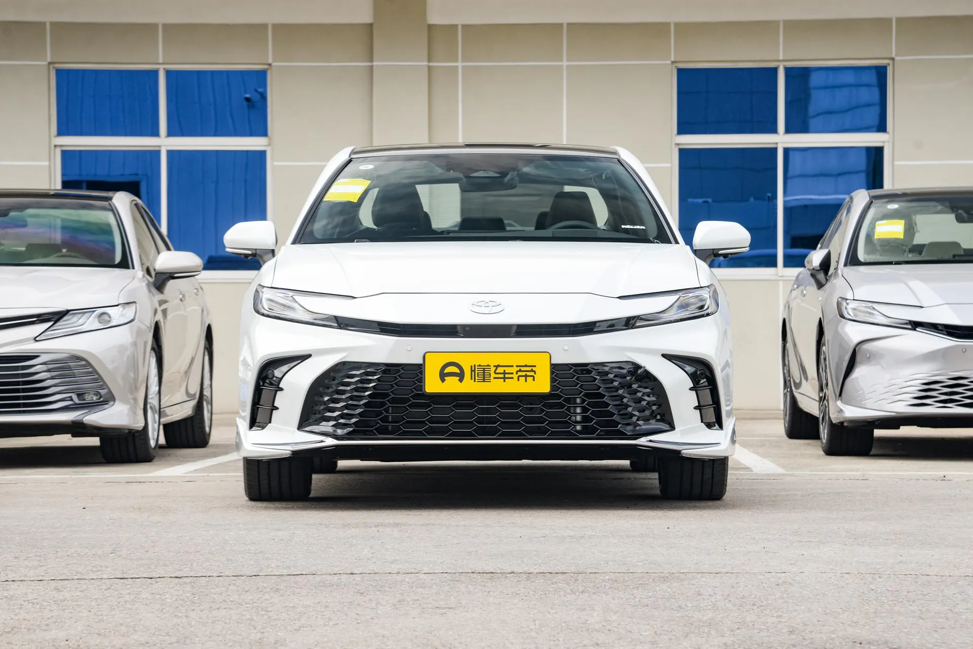  Camry Hybrid 2.5HXS Sport PLUS