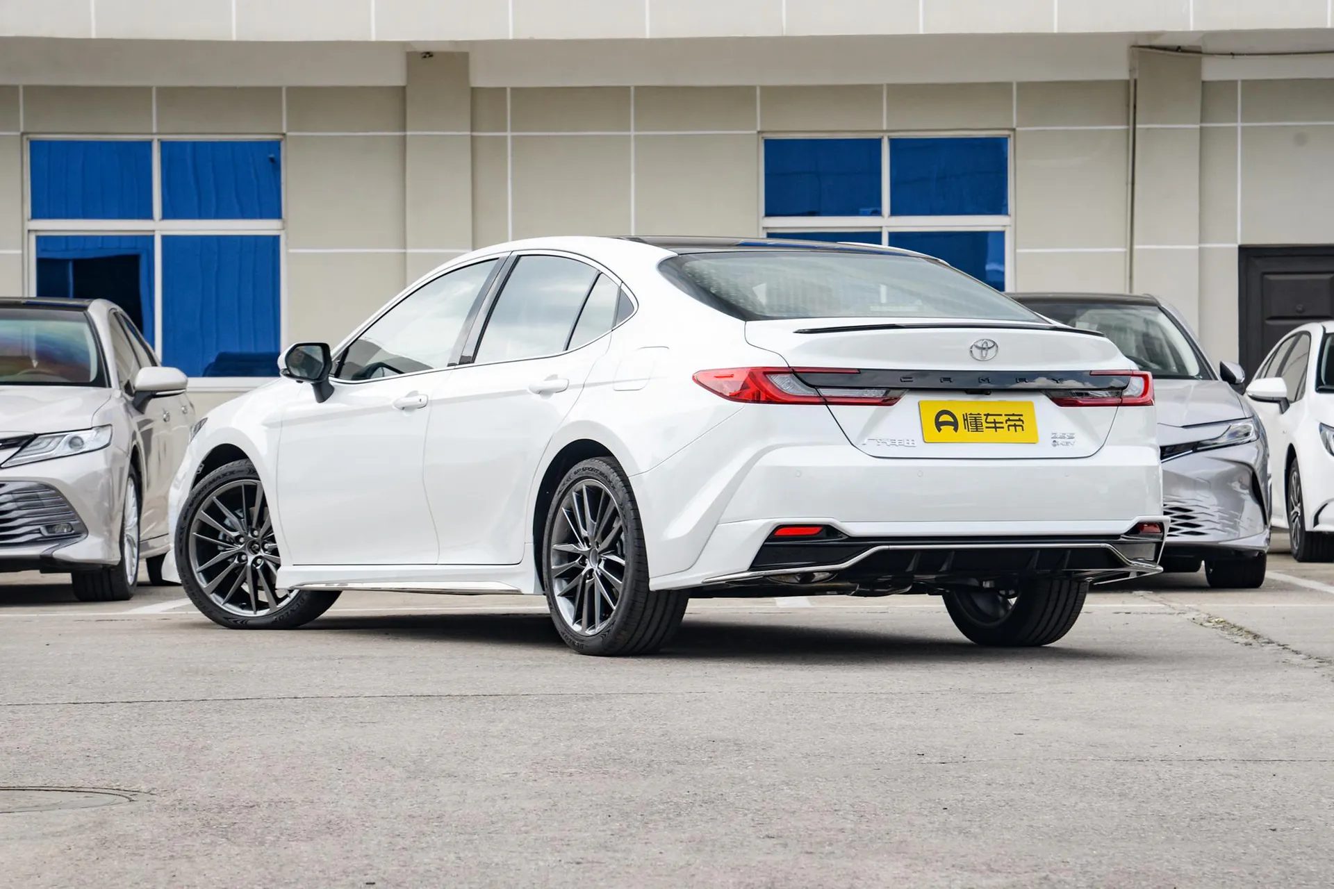  Camry Hybrid 2.5HXS Sport PLUS