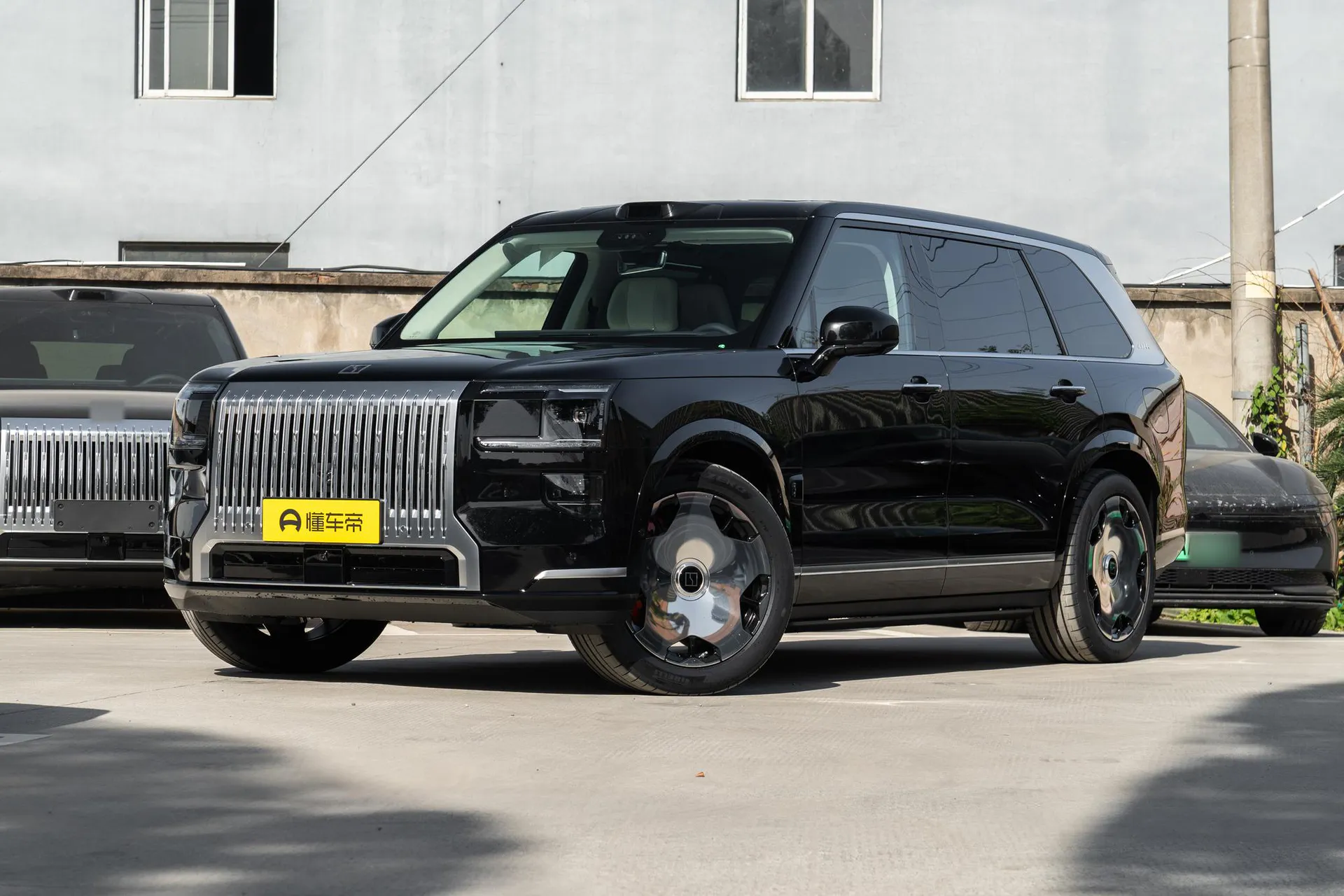 Внедорожник Zeekr 9X Hyper 70kWh Six-Seater (2025)