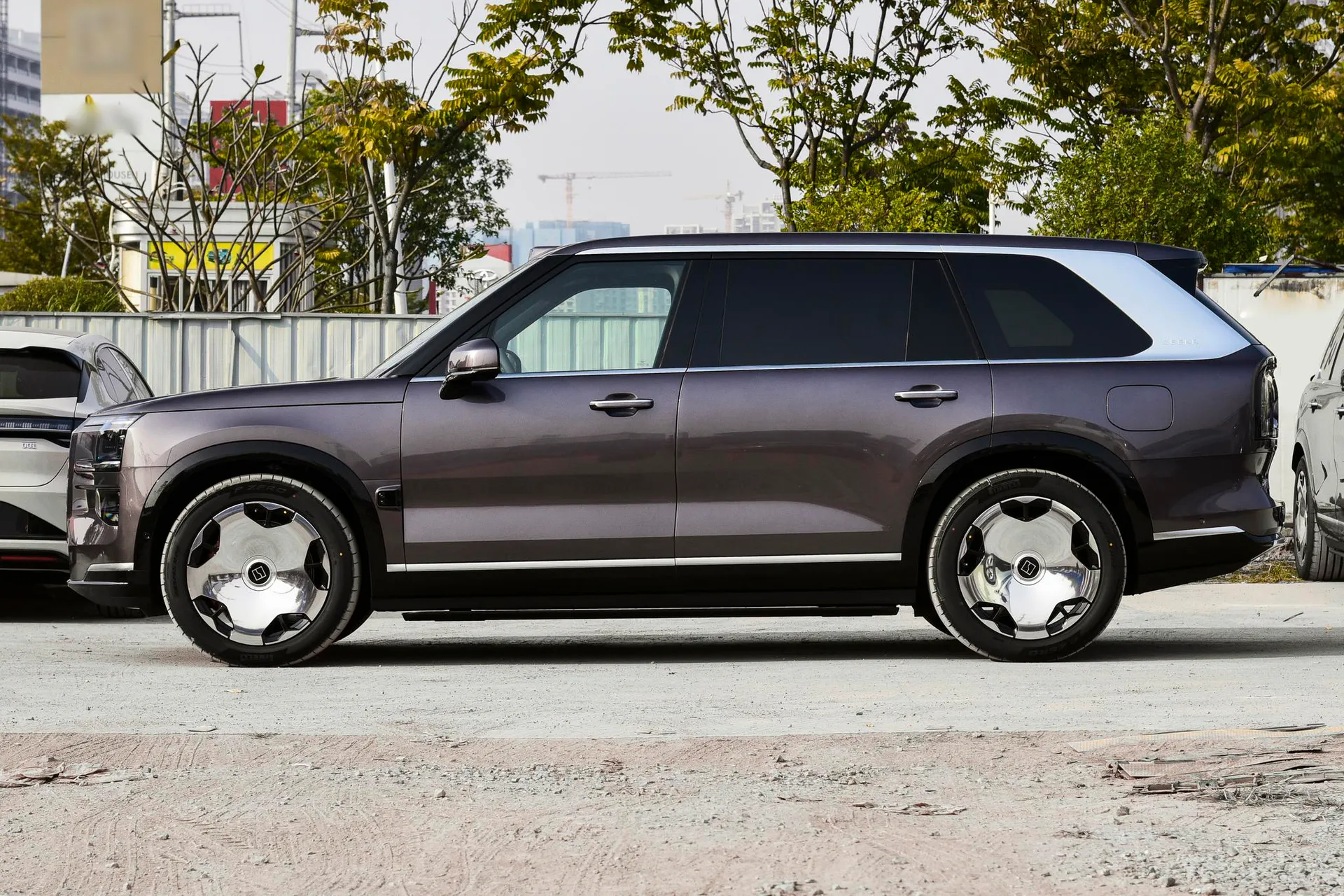  9X Hyper 70kWh Six-Seater