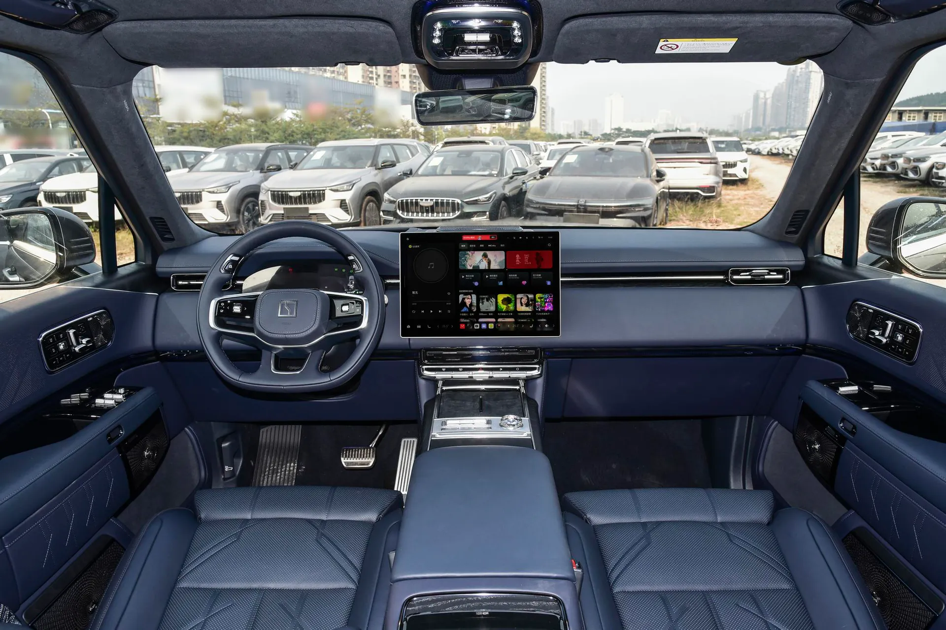  9X Hyper 70kWh Six-Seater