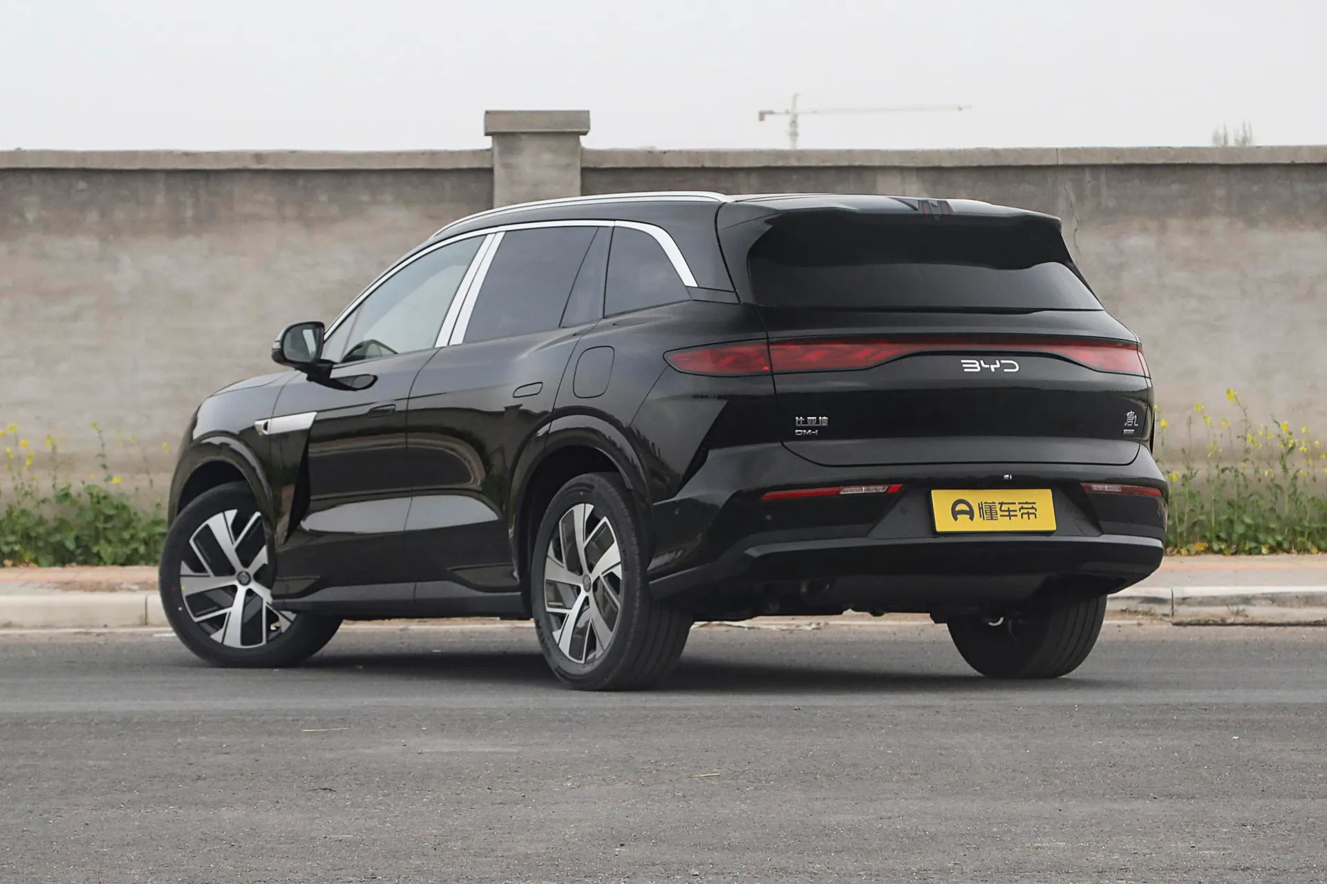  Tang L DM-i 215 KM RWD LiDAR Flagship