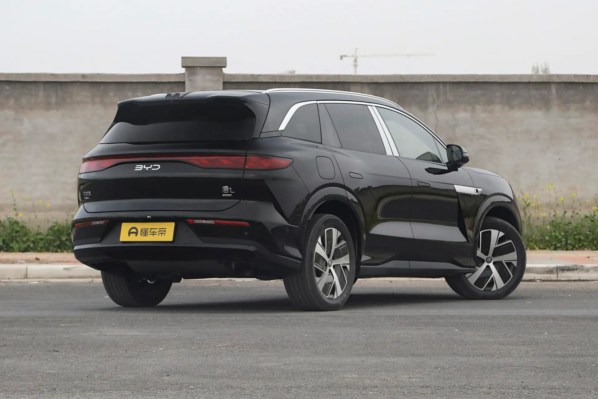  Tang L DM-i 215 KM RWD LiDAR Flagship