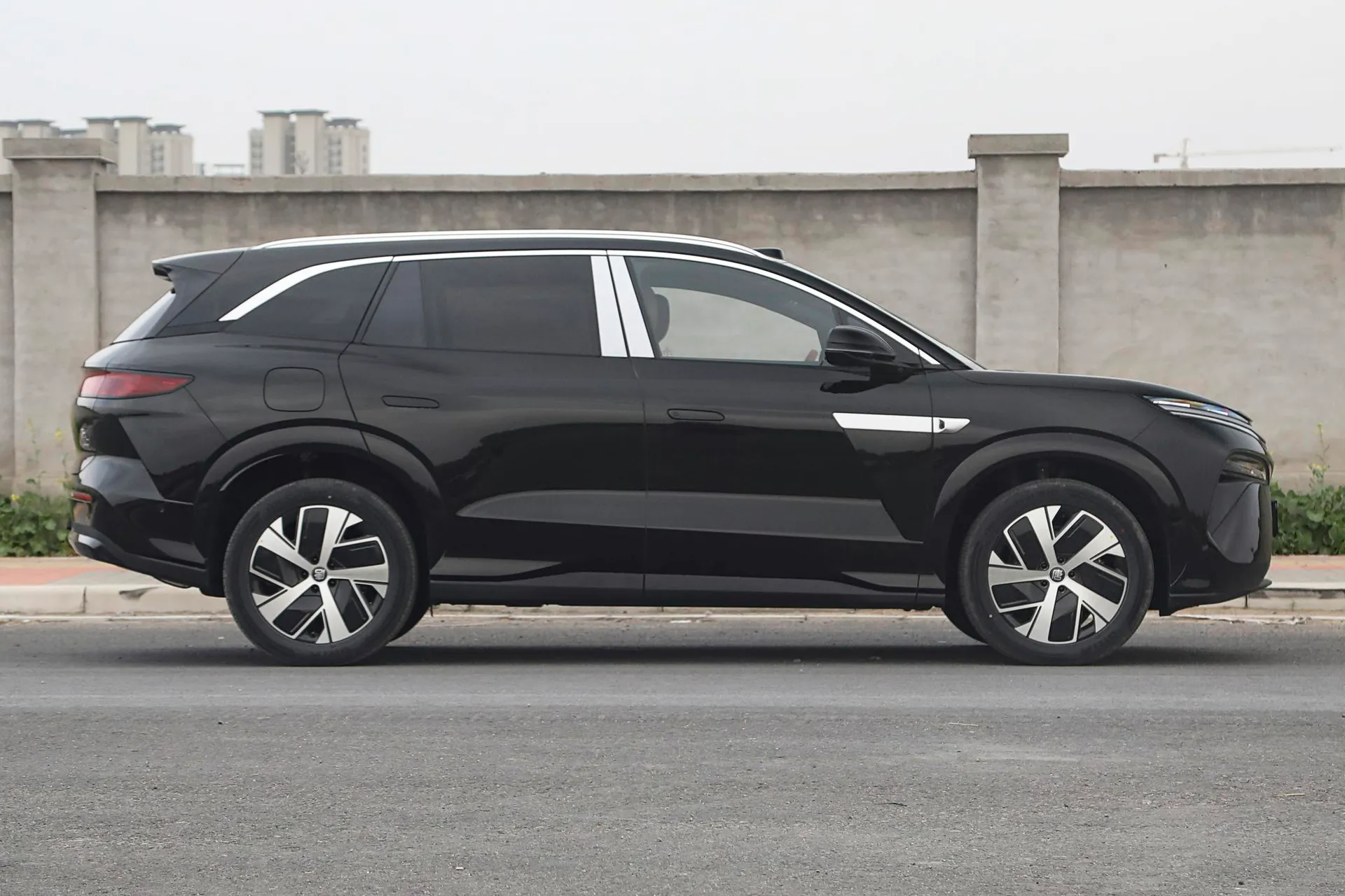  Tang L DM-i 215 KM RWD LiDAR Flagship