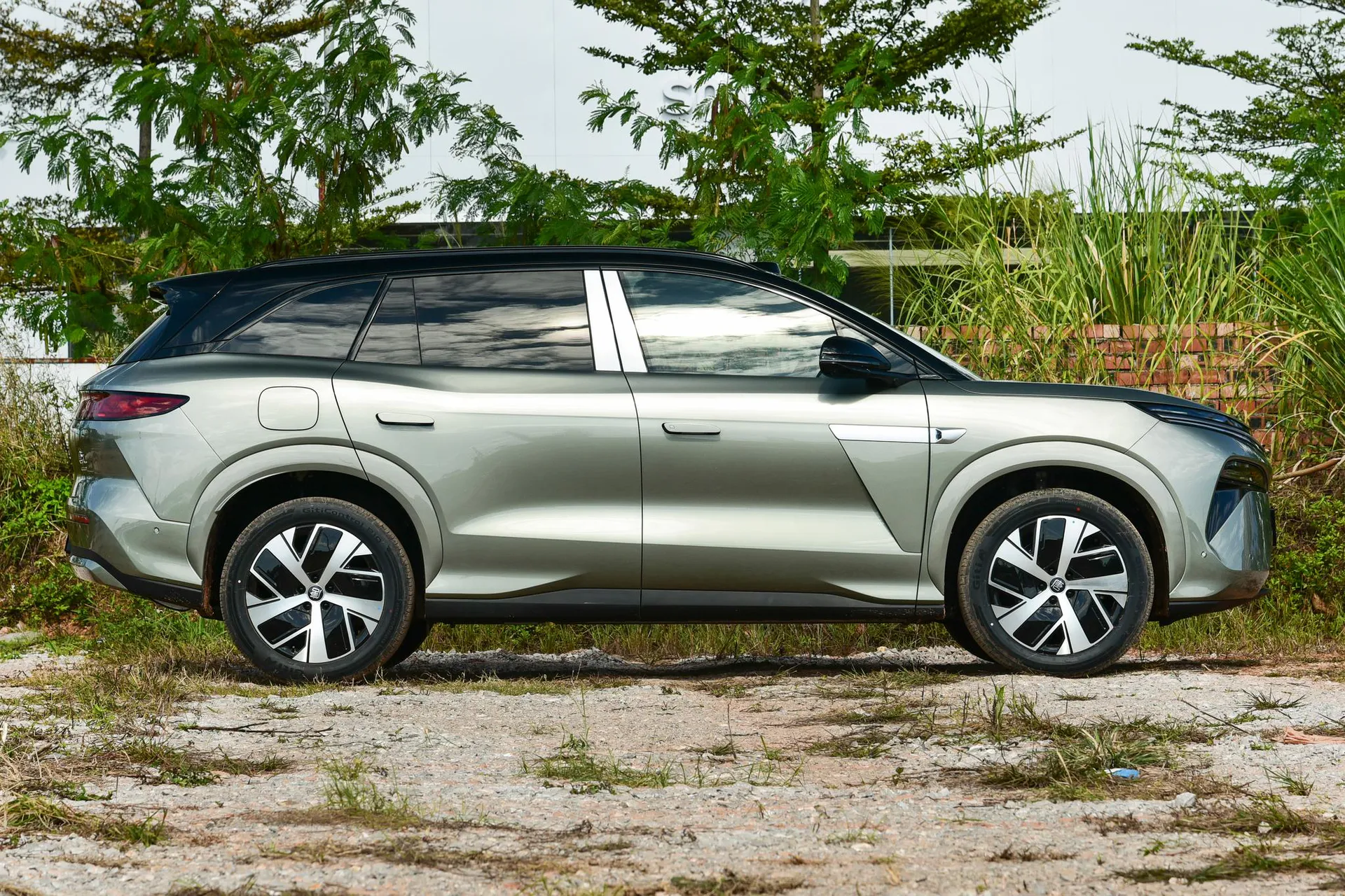  Tang L DM-i 215 KM RWD LiDAR Flagship
