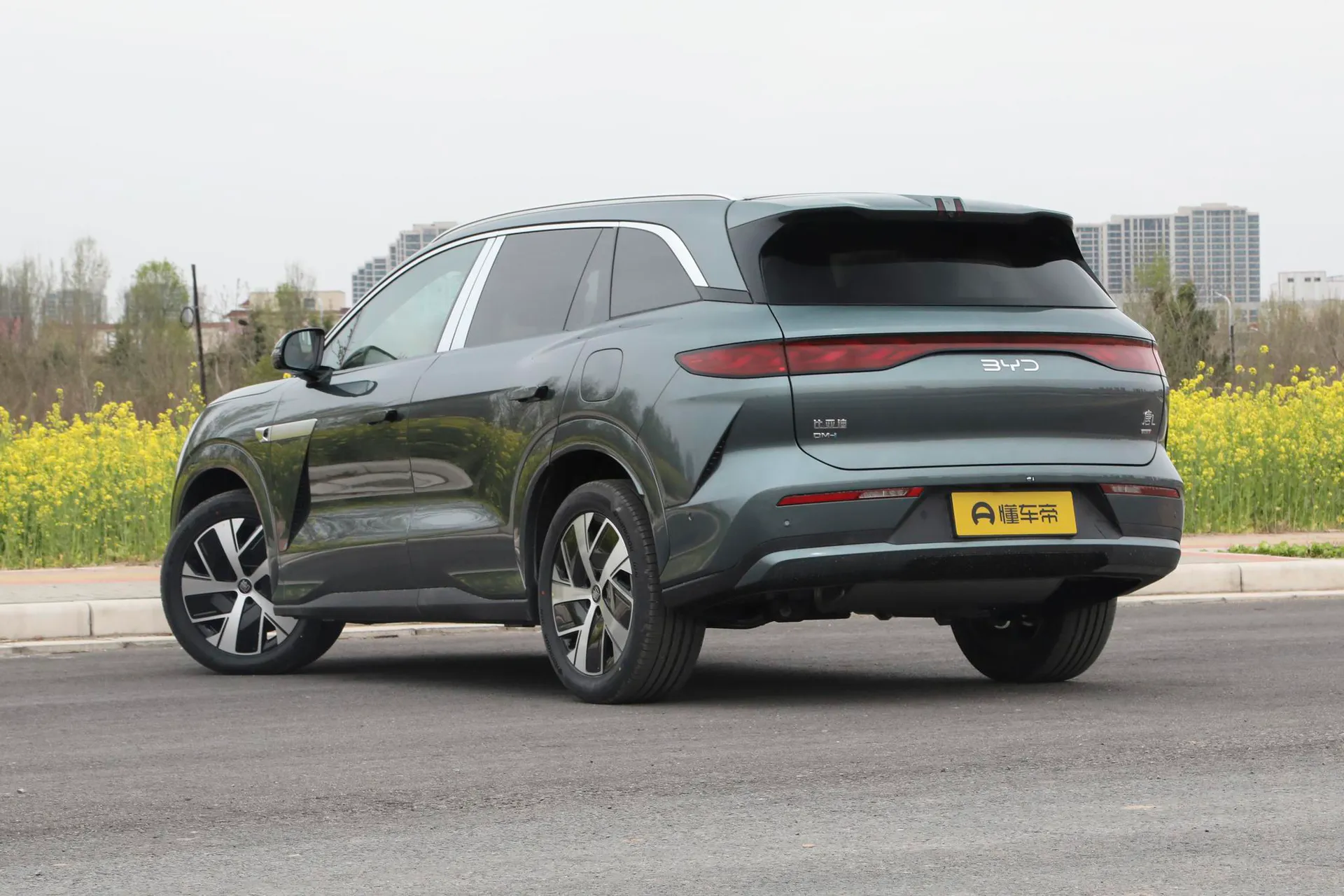  Tang L DM-i 215 KM RWD LiDAR Flagship