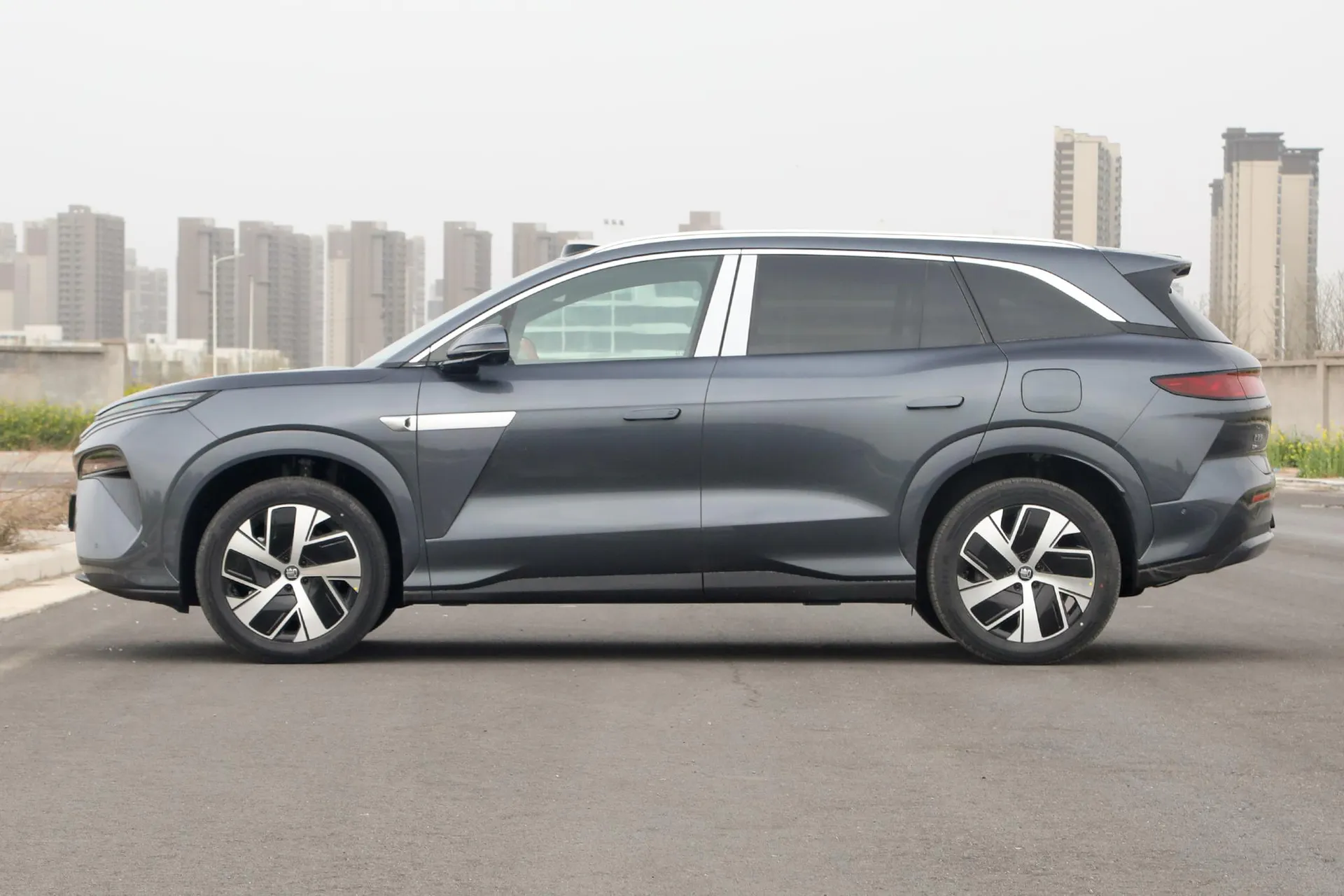  Tang L DM-i 215 KM RWD LiDAR Flagship