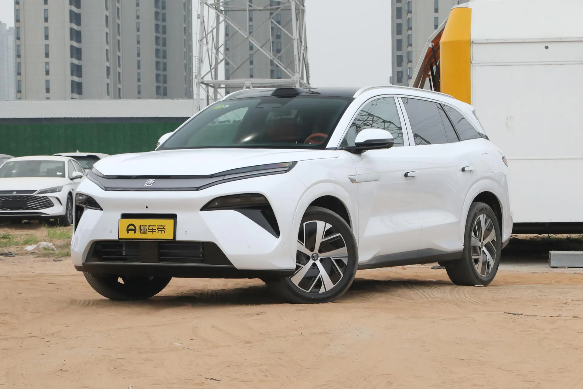 Tang L DM-i 215 KM RWD LiDAR Flagship