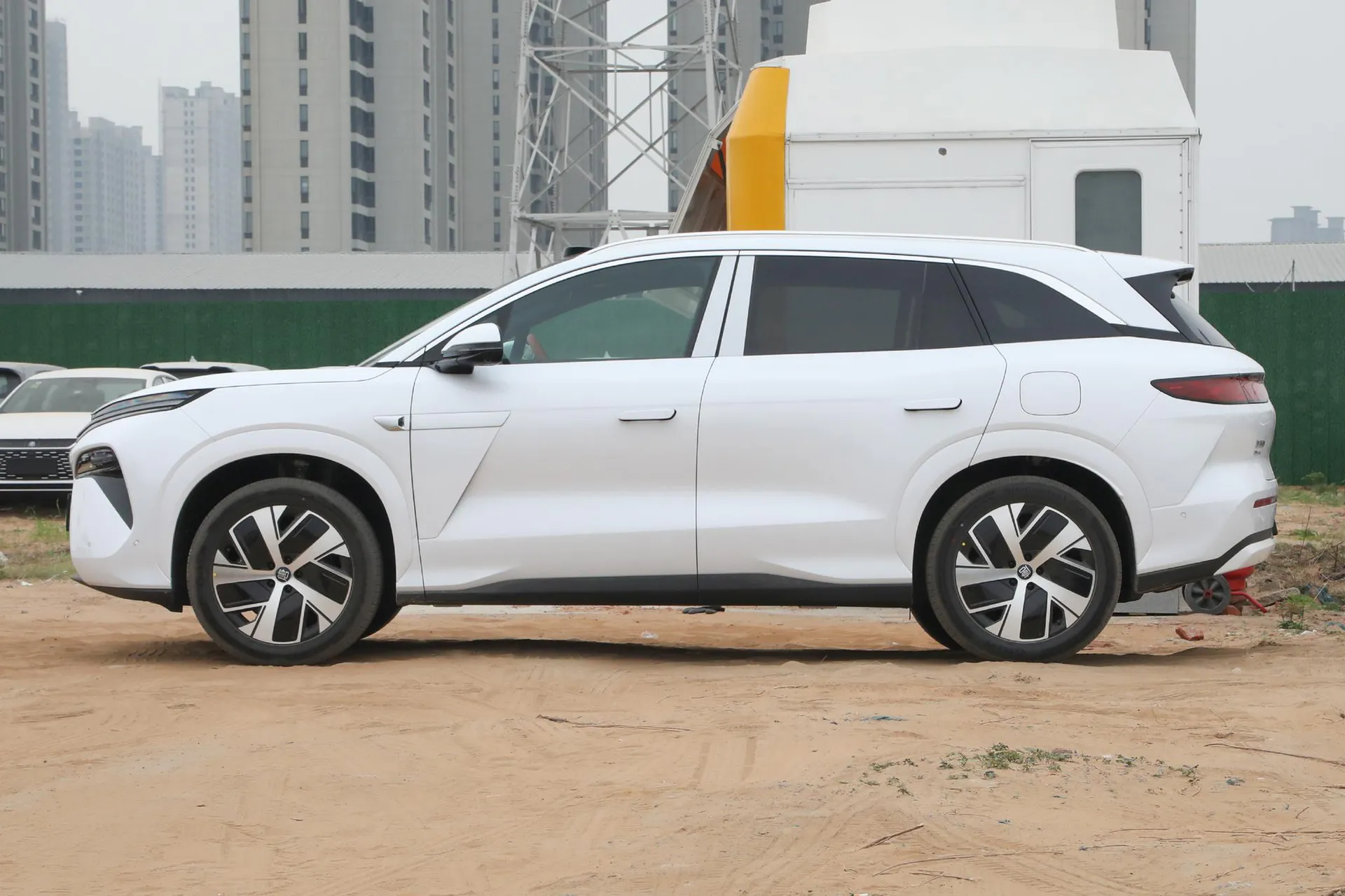  Tang L DM-i 215 KM RWD LiDAR Flagship