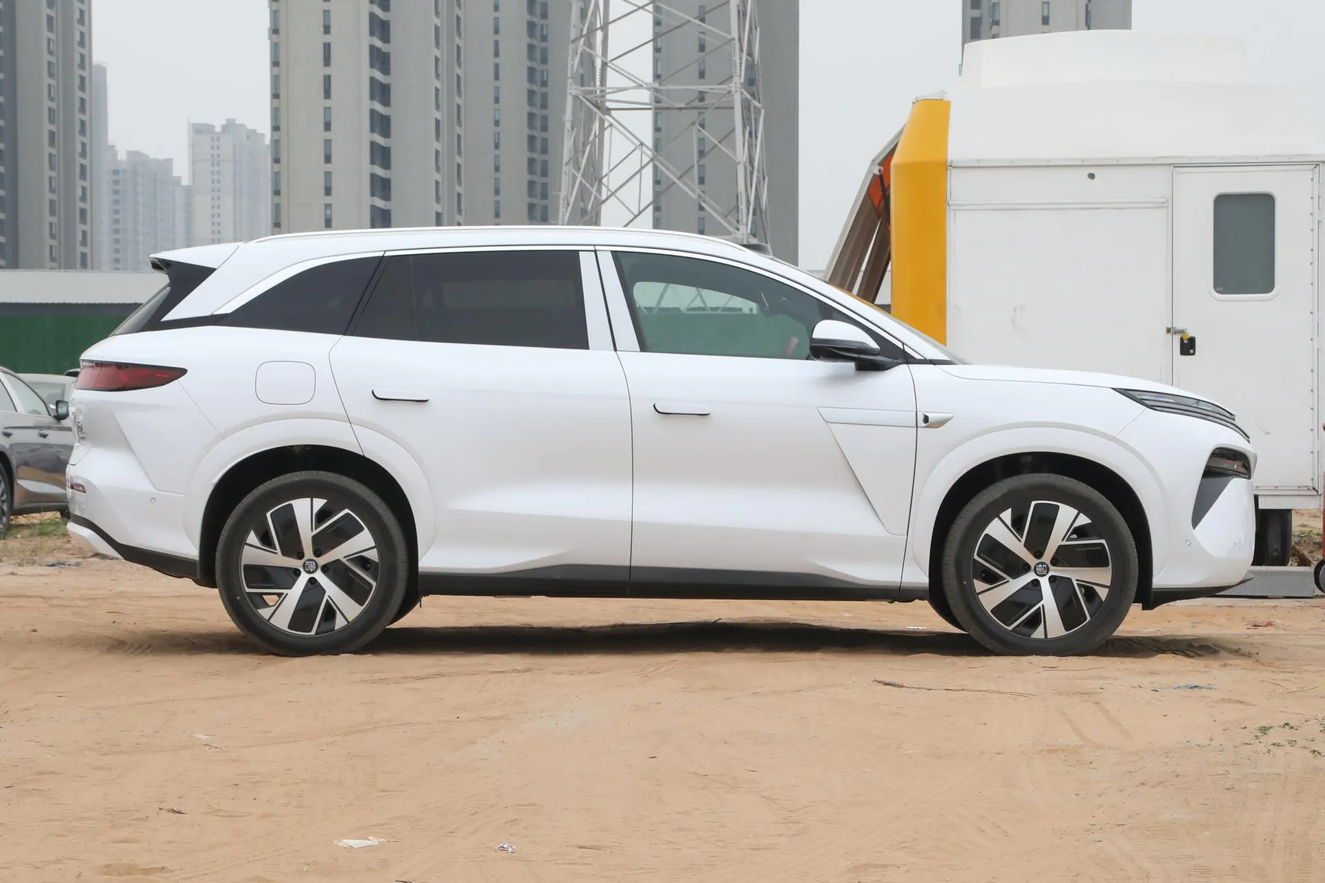  Tang L DM-i 215 KM RWD LiDAR Flagship