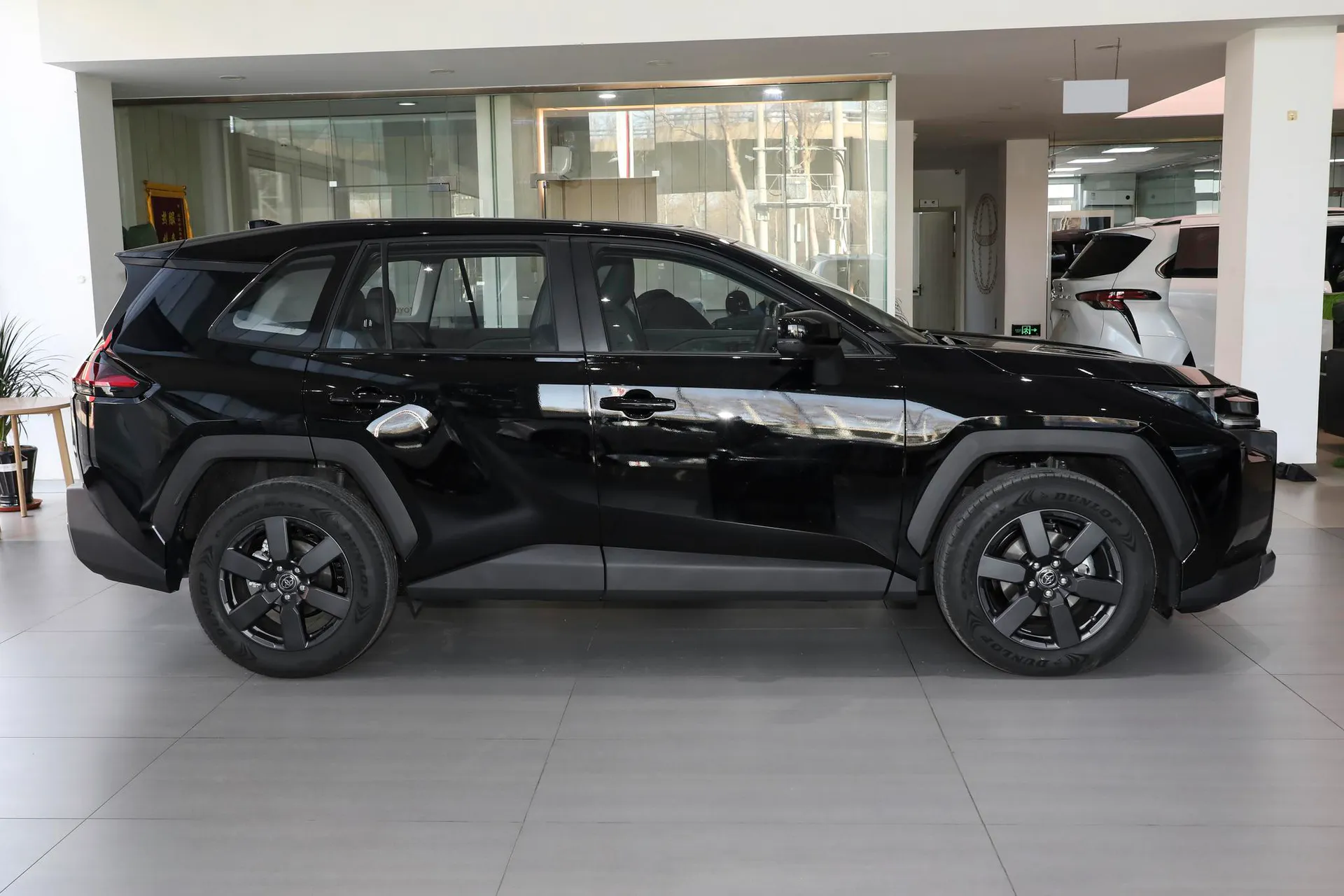  RAV4 2.0L AWD Luxury